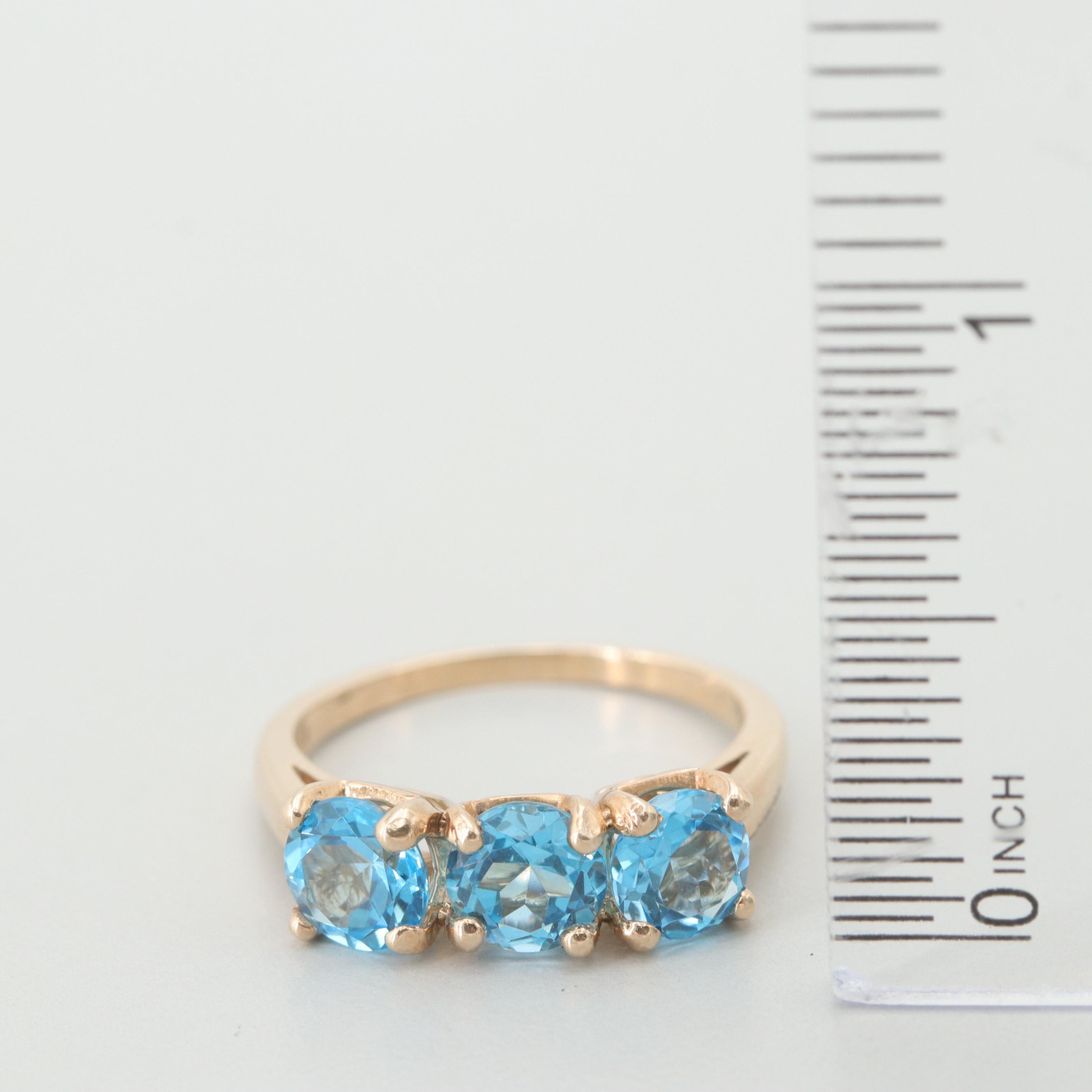 10K Yellow Gold Blue Topaz Ring