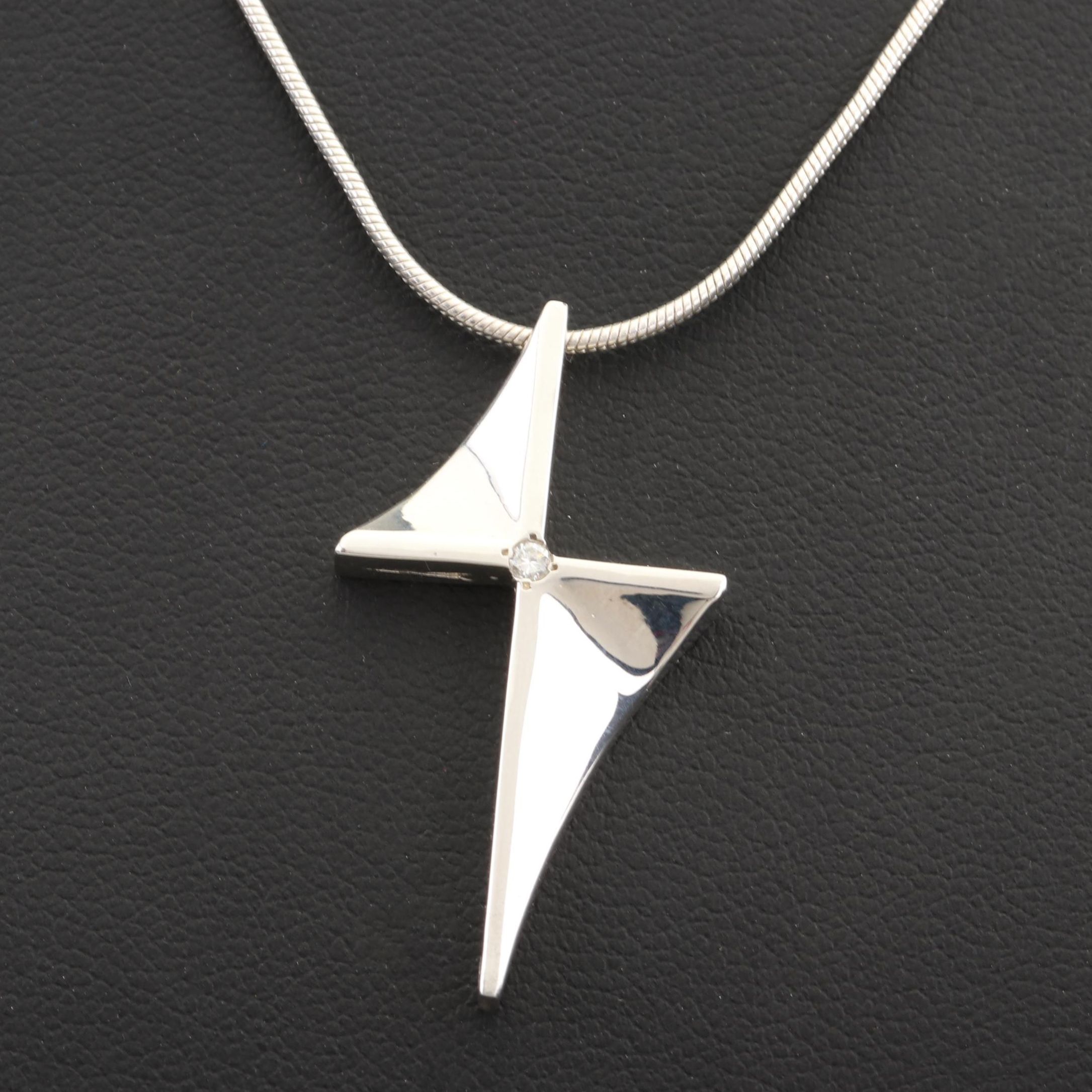 Sterling Silver Diamond Pendant Necklace