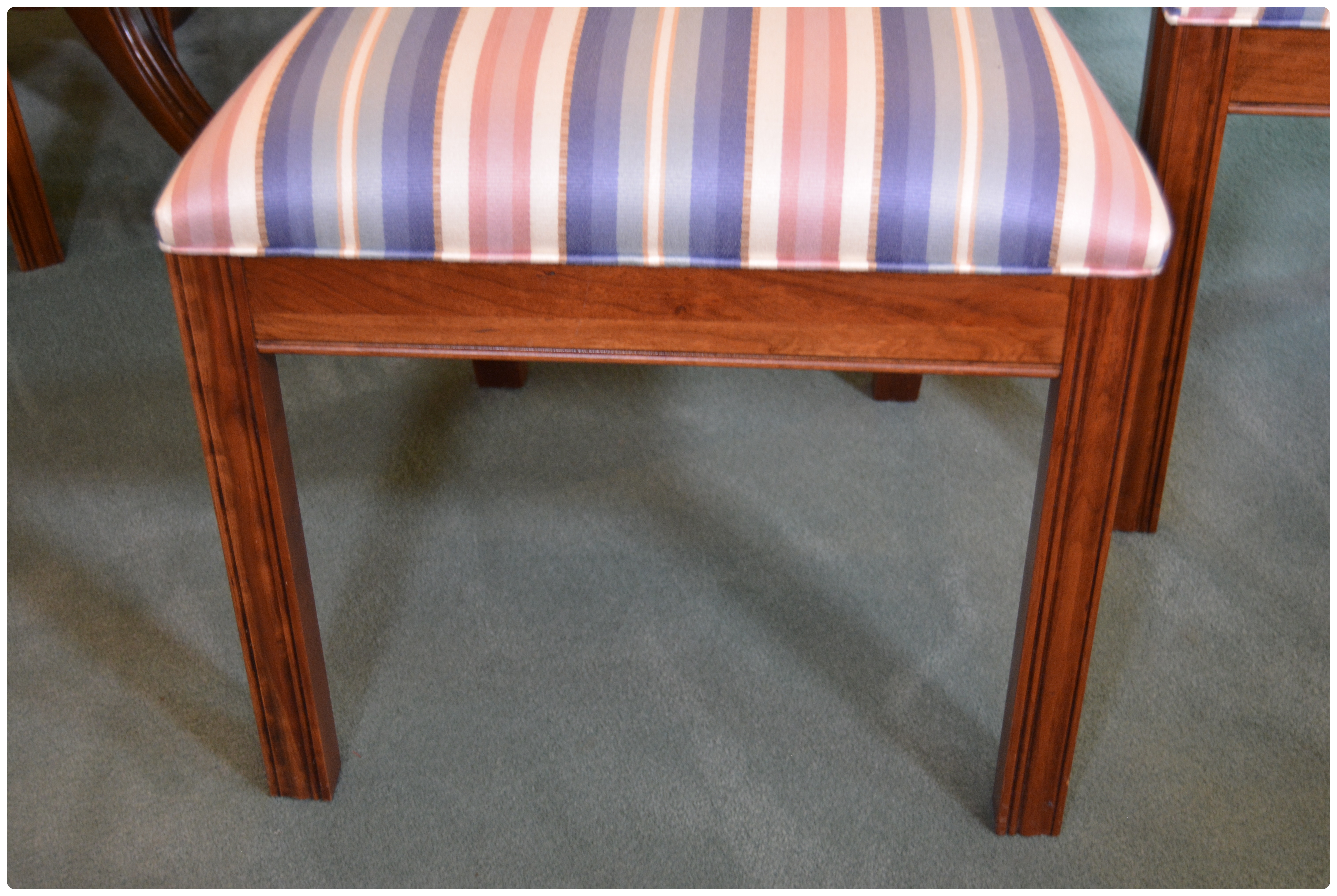 Ethan Allen "Carolyn" Double Pedestal Mahogany Dining Room Set, Contemporary