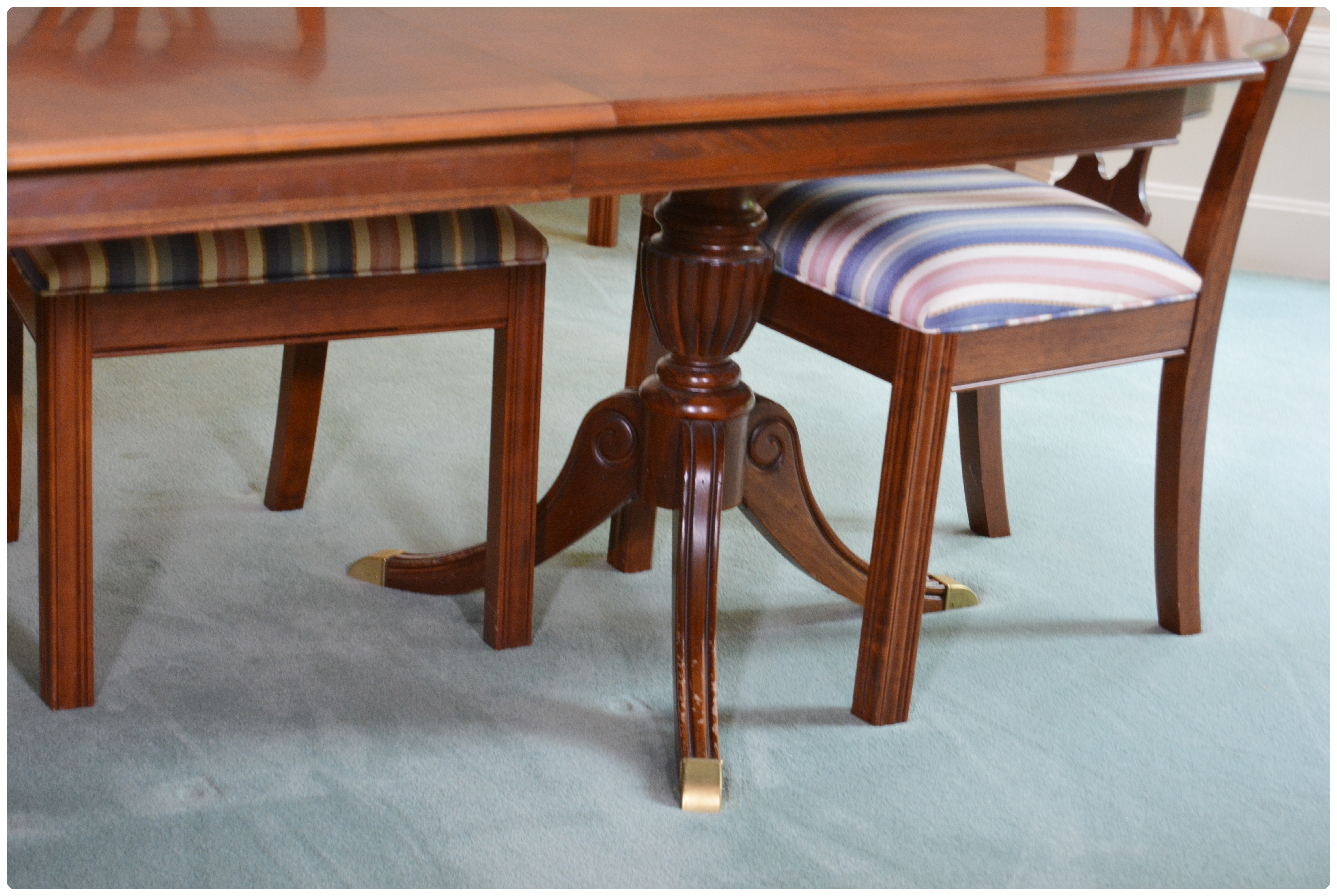 Ethan Allen "Carolyn" Double Pedestal Mahogany Dining Room Set, Contemporary