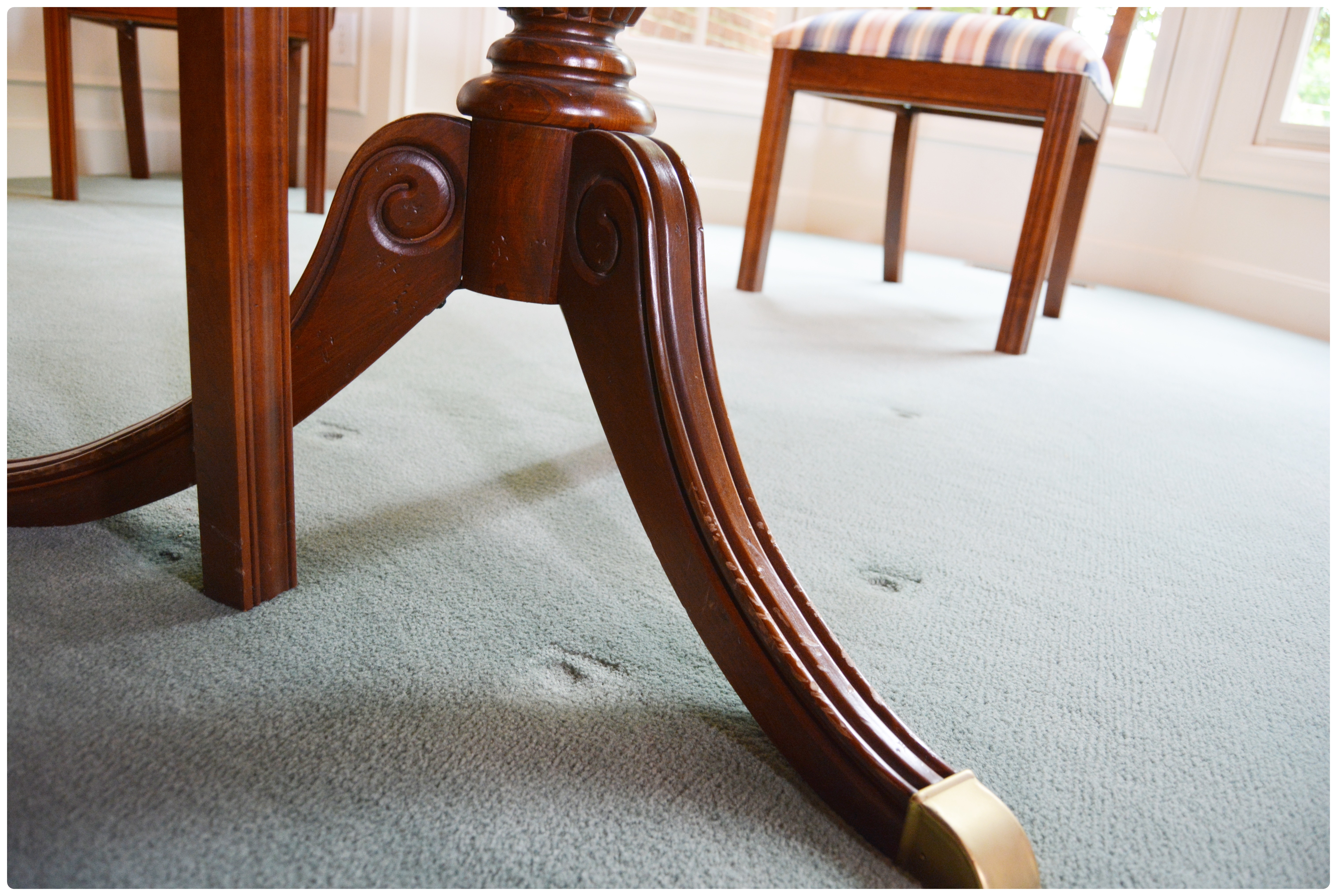 Ethan Allen "Carolyn" Double Pedestal Mahogany Dining Room Set, Contemporary