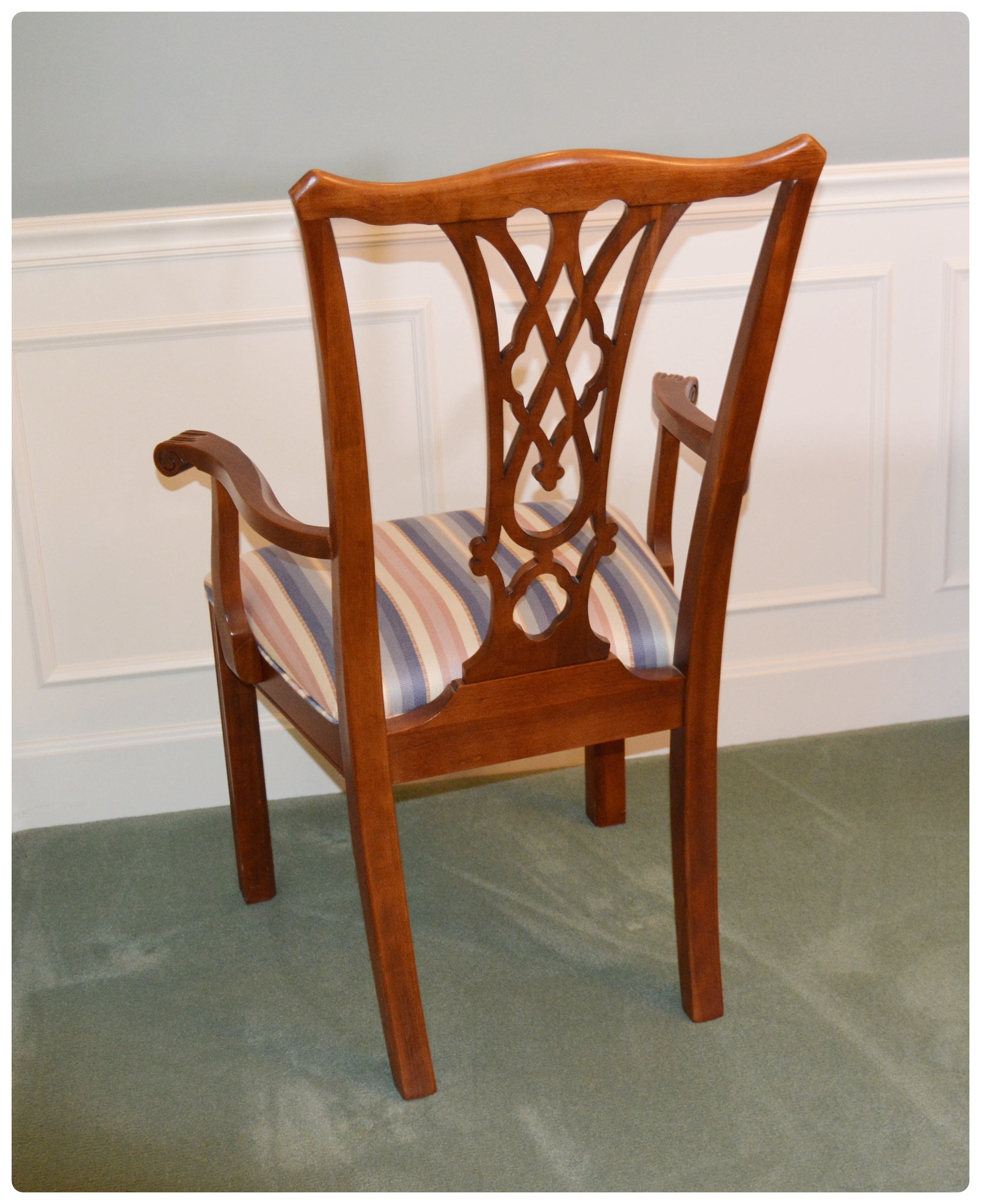 Ethan Allen "Carolyn" Double Pedestal Mahogany Dining Room Set, Contemporary