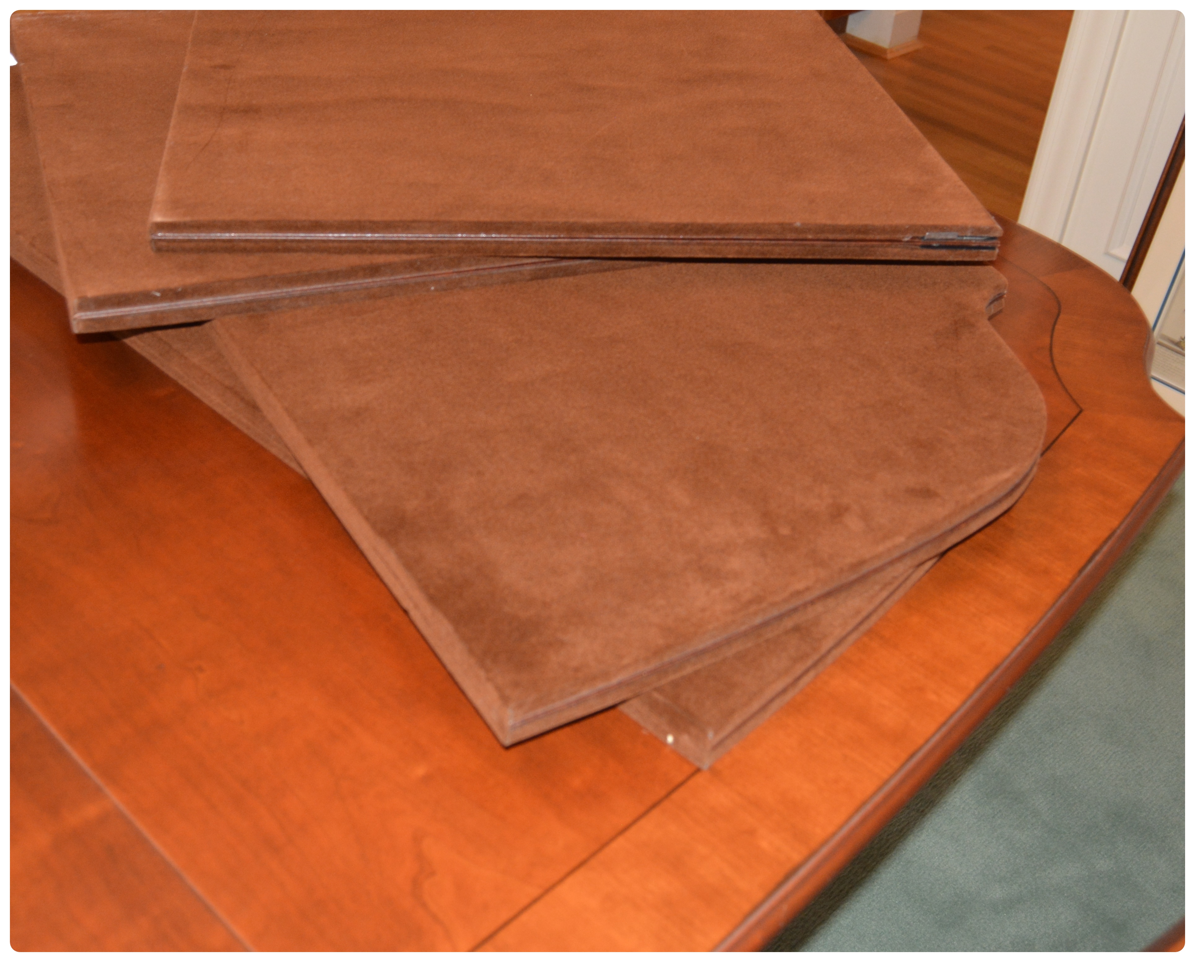 Ethan Allen "Carolyn" Double Pedestal Mahogany Dining Room Set, Contemporary