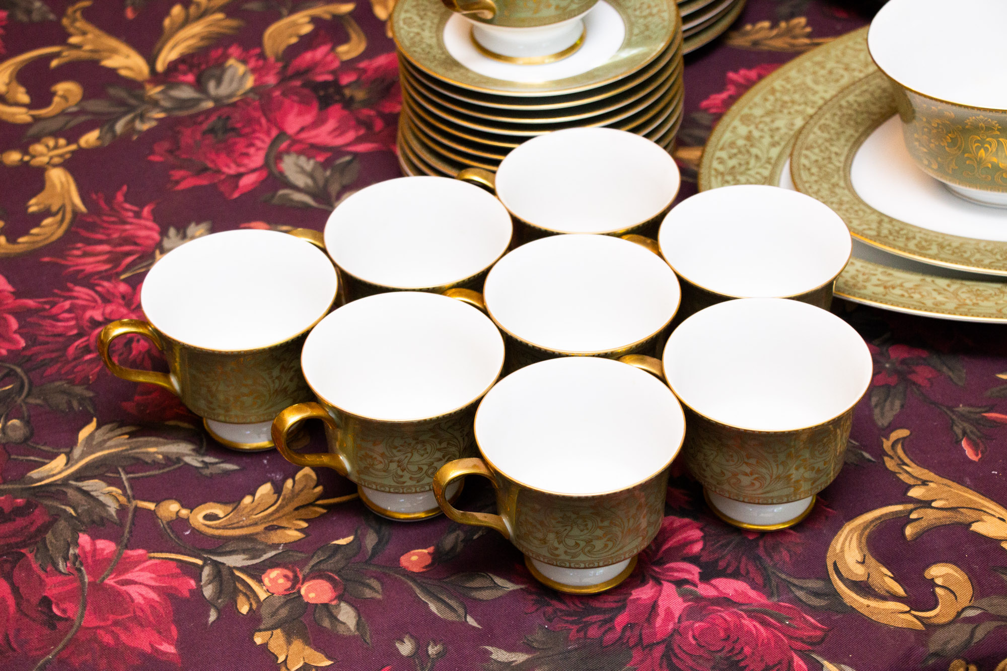 Sango Cina "Versailles" Porcelain Dinnerware