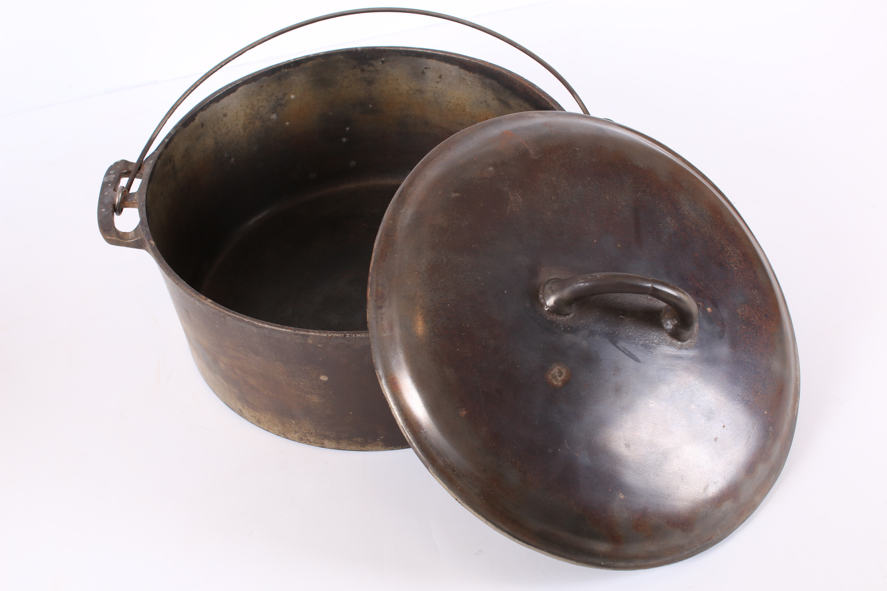 Cast Iron Dutch Oven, Late 19th/Early 20th Century