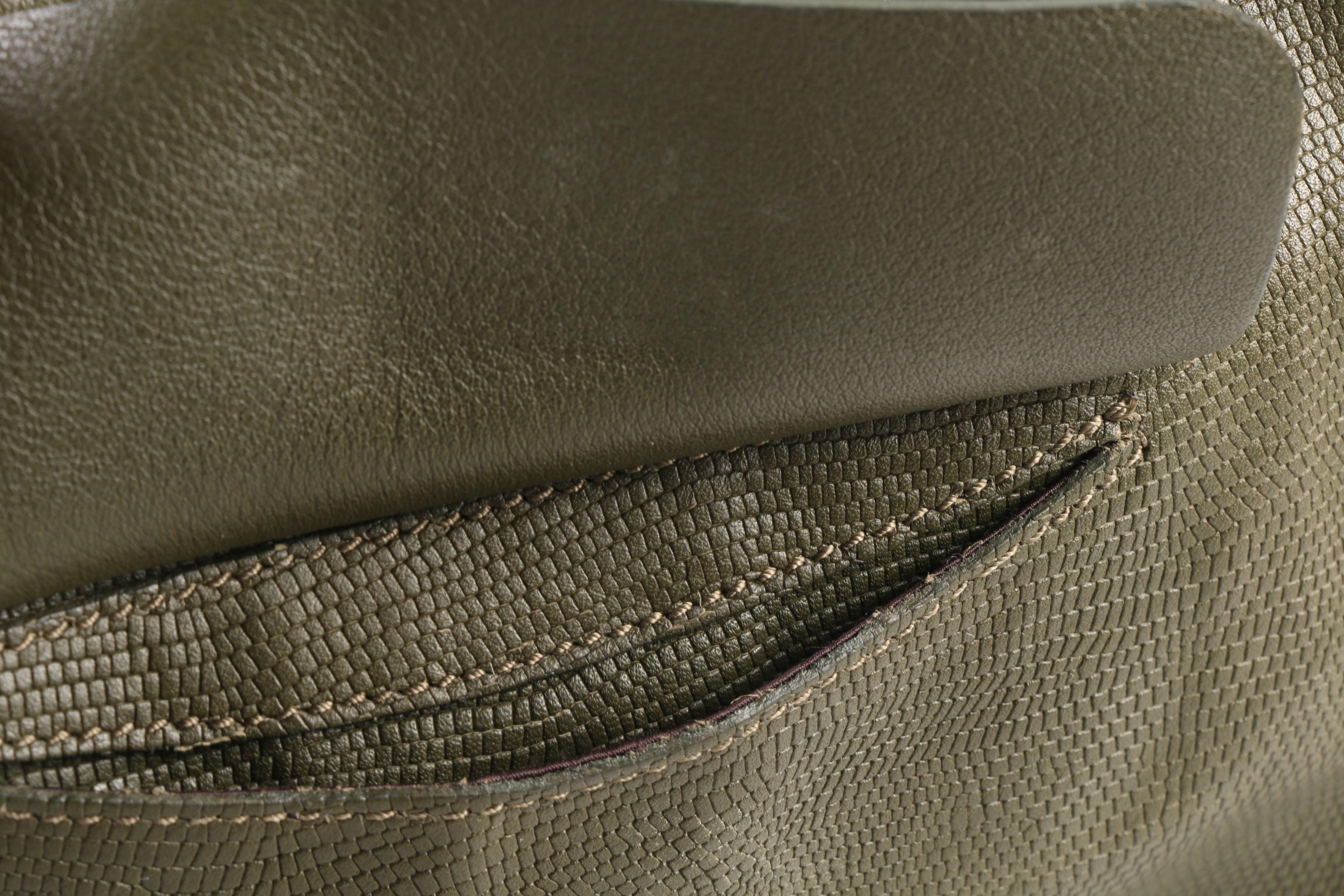 Longchamp Balzane Roots Satchel in Olive Green Leather with Brown Leather Handle