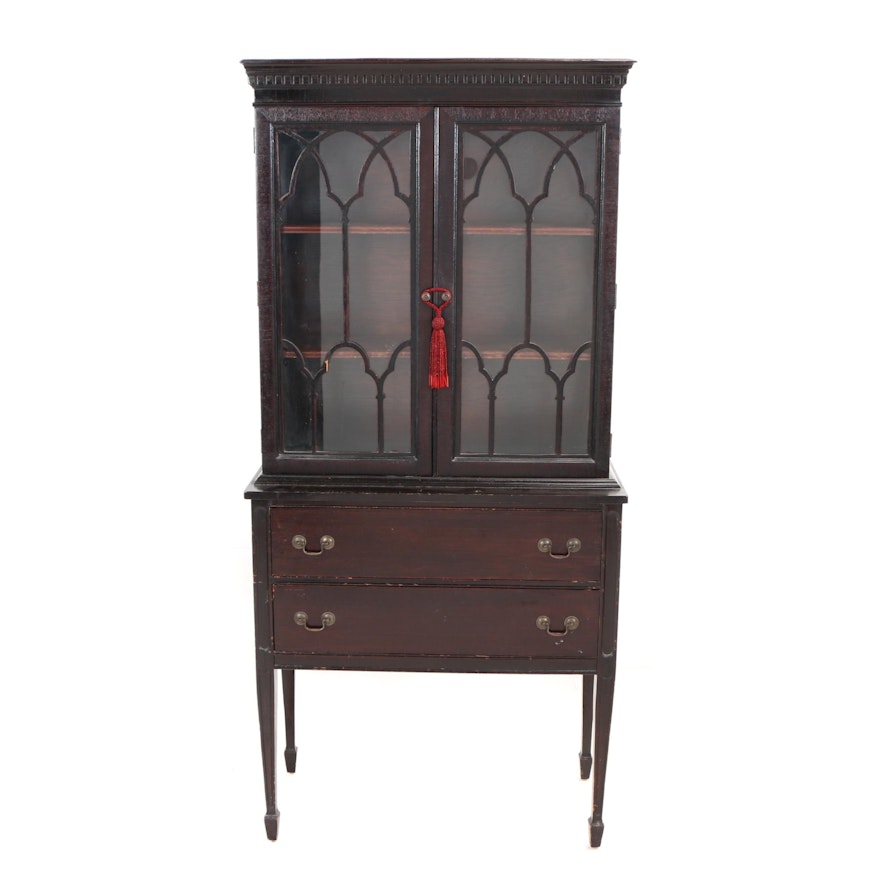 George III Style Mahogany-Veneered Stepback China Cabinet, 20th Century