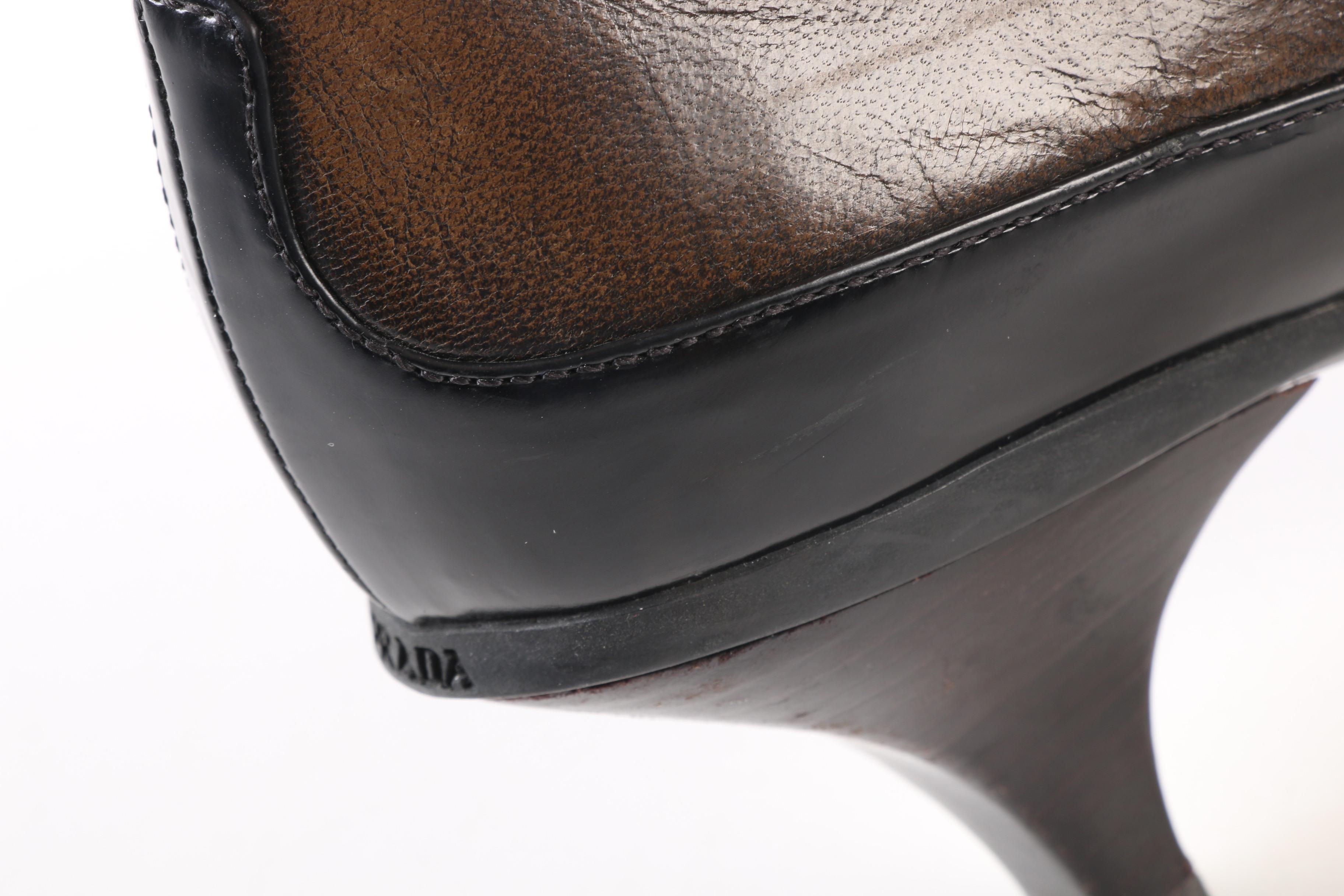 Prada Two-Tone Pointed Toe Pumps in Olive Green and Black Leather with T-Strap