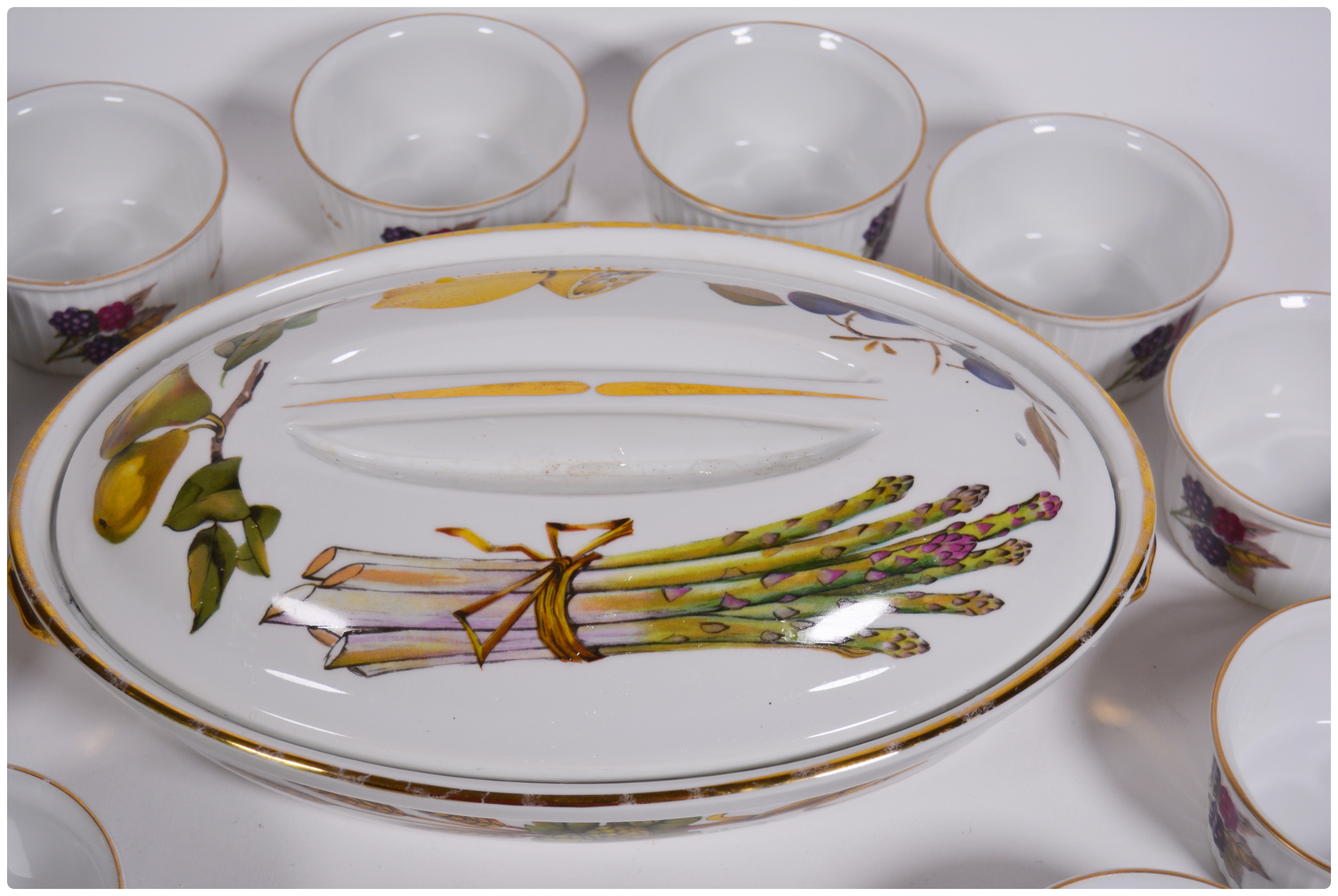 Royal Worcester "Evesham Gold" Ramekins and Lidded Casserole