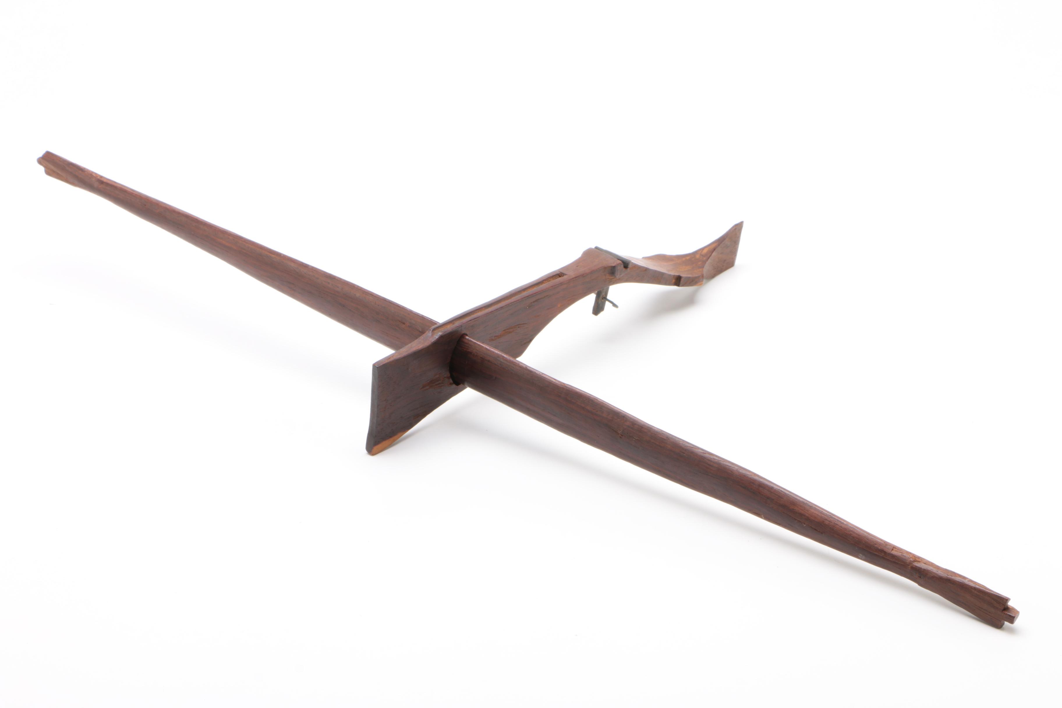 Vietnamese Montagnard Crossbow with Quiver and Arrows, Vintage