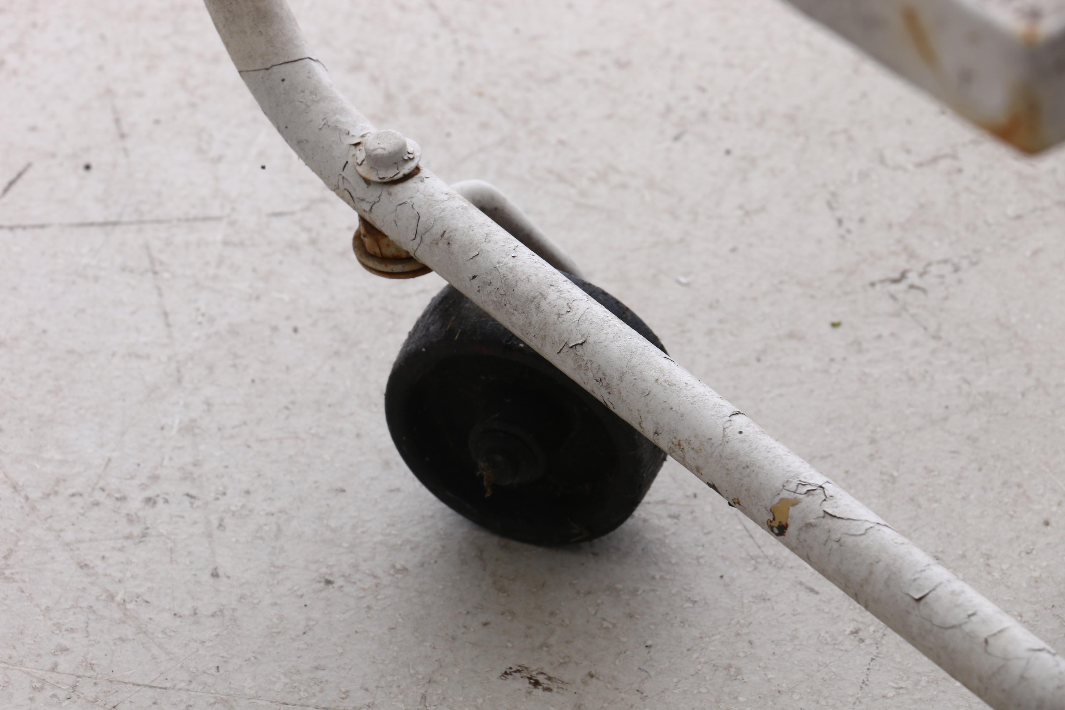Cast Aluminum Mesh Garden Cart in White