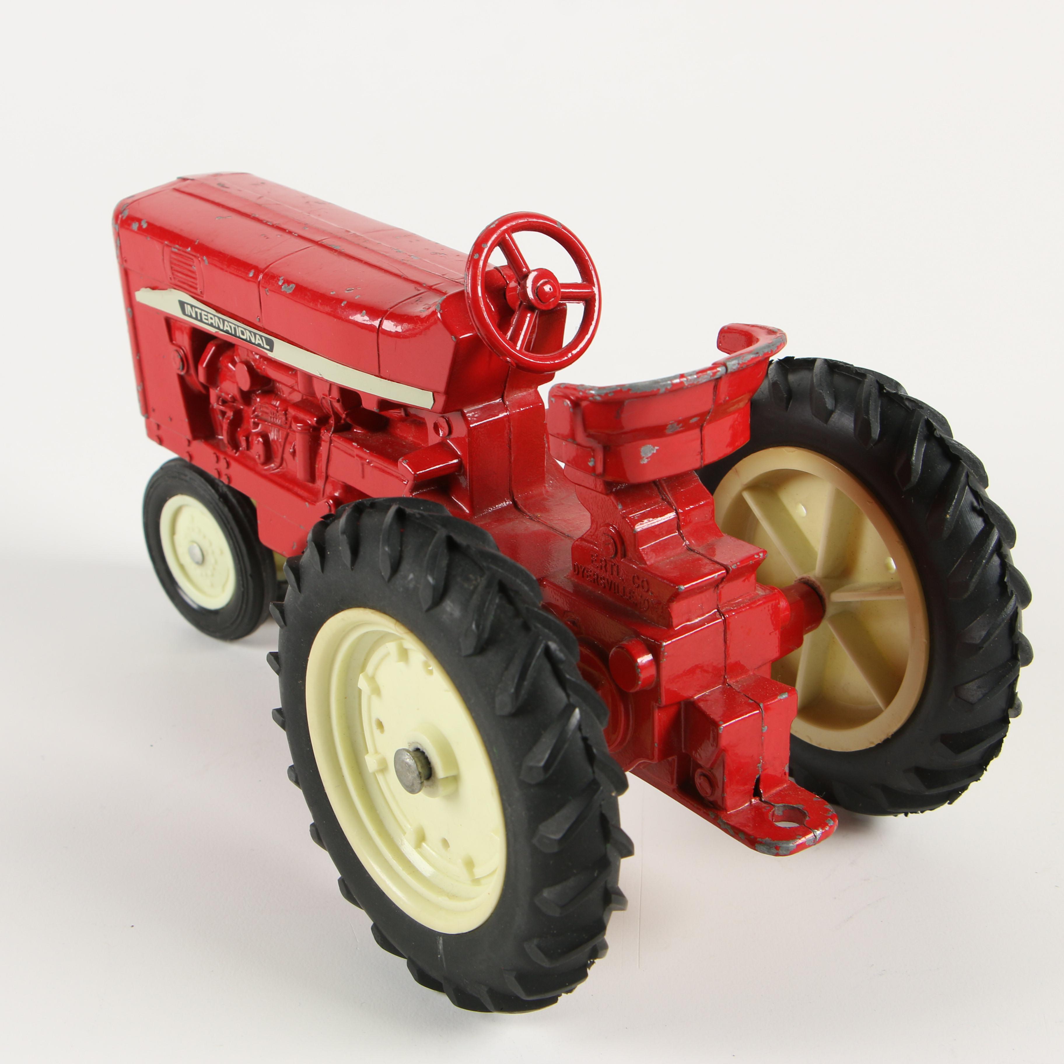 ERTL Co. Die-Cast Metal International Harvester Toy Tractors and Farm Implements