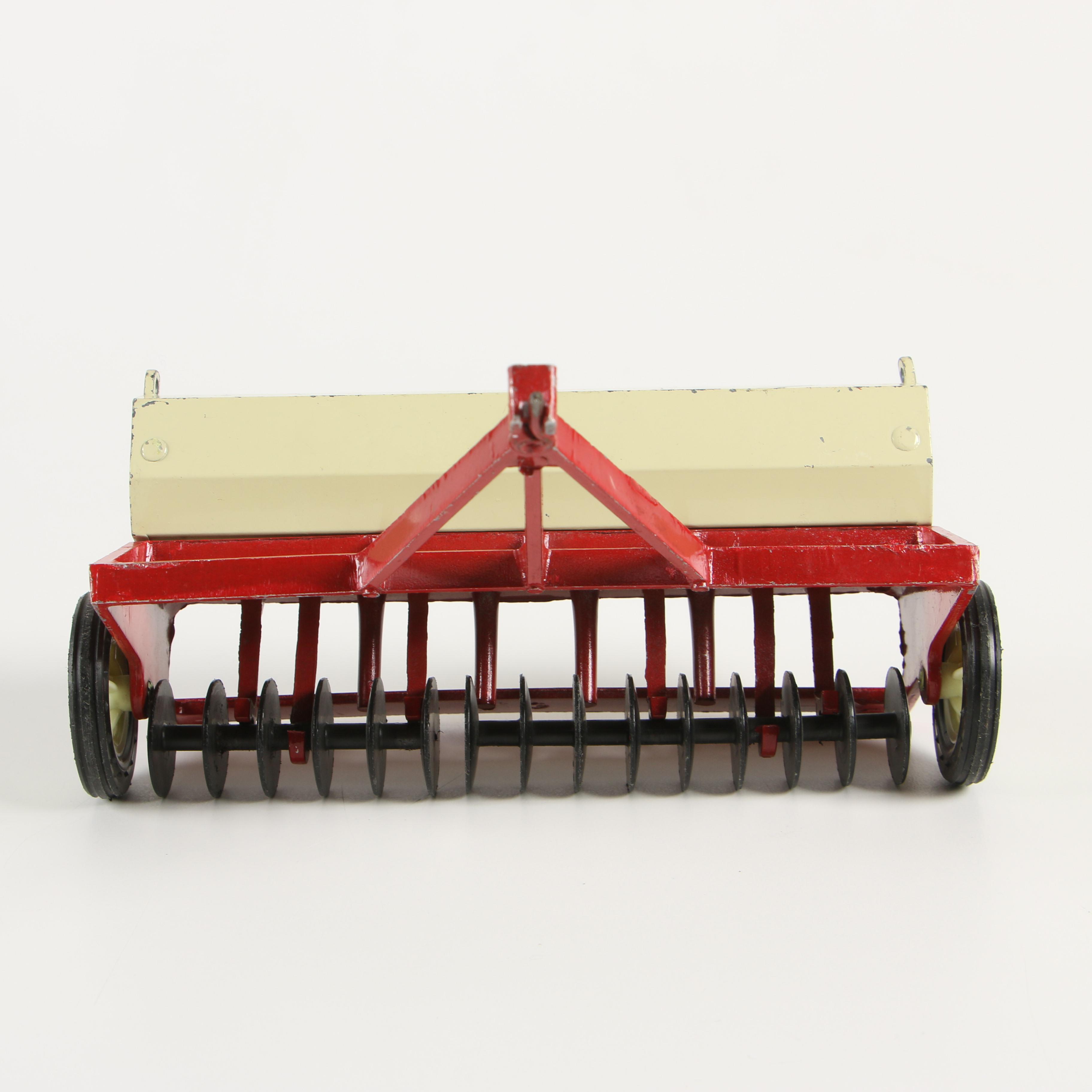 ERTL Co. Die-Cast Metal International Harvester Toy Tractors and Farm Implements