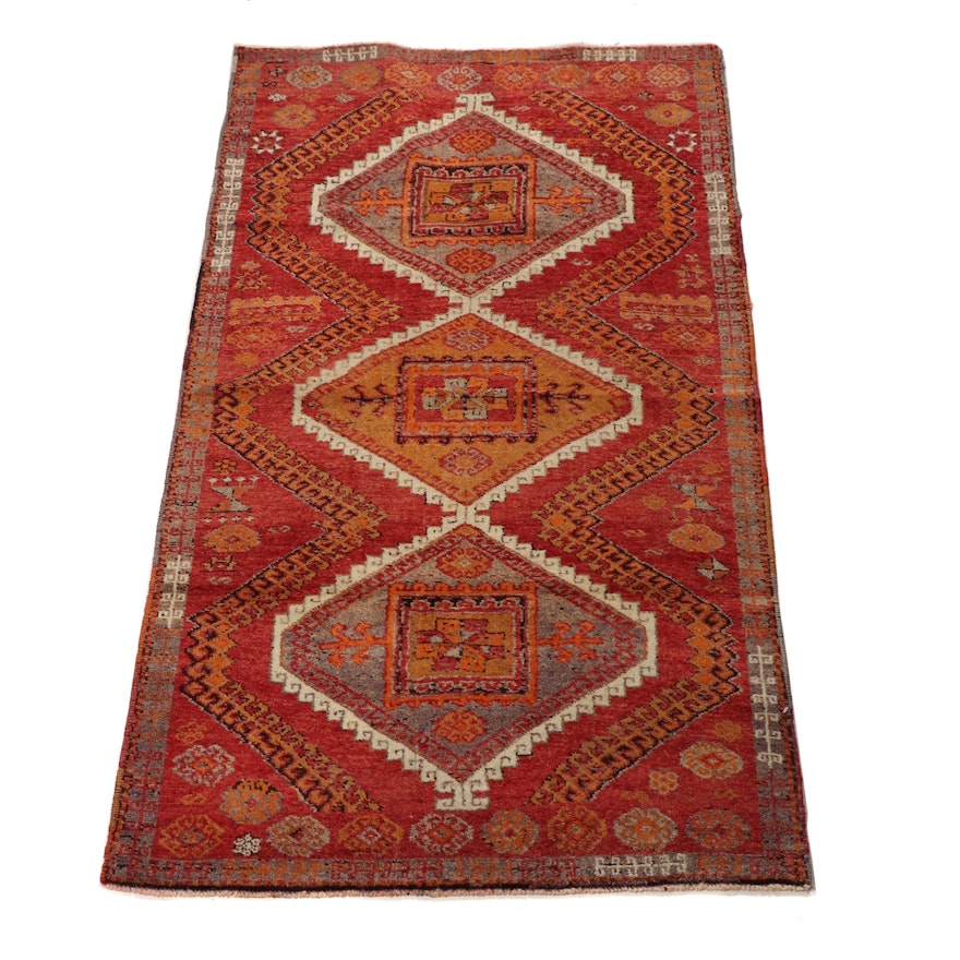 Hand-Knotted Western Anatolian Dazkiri Wool Rug