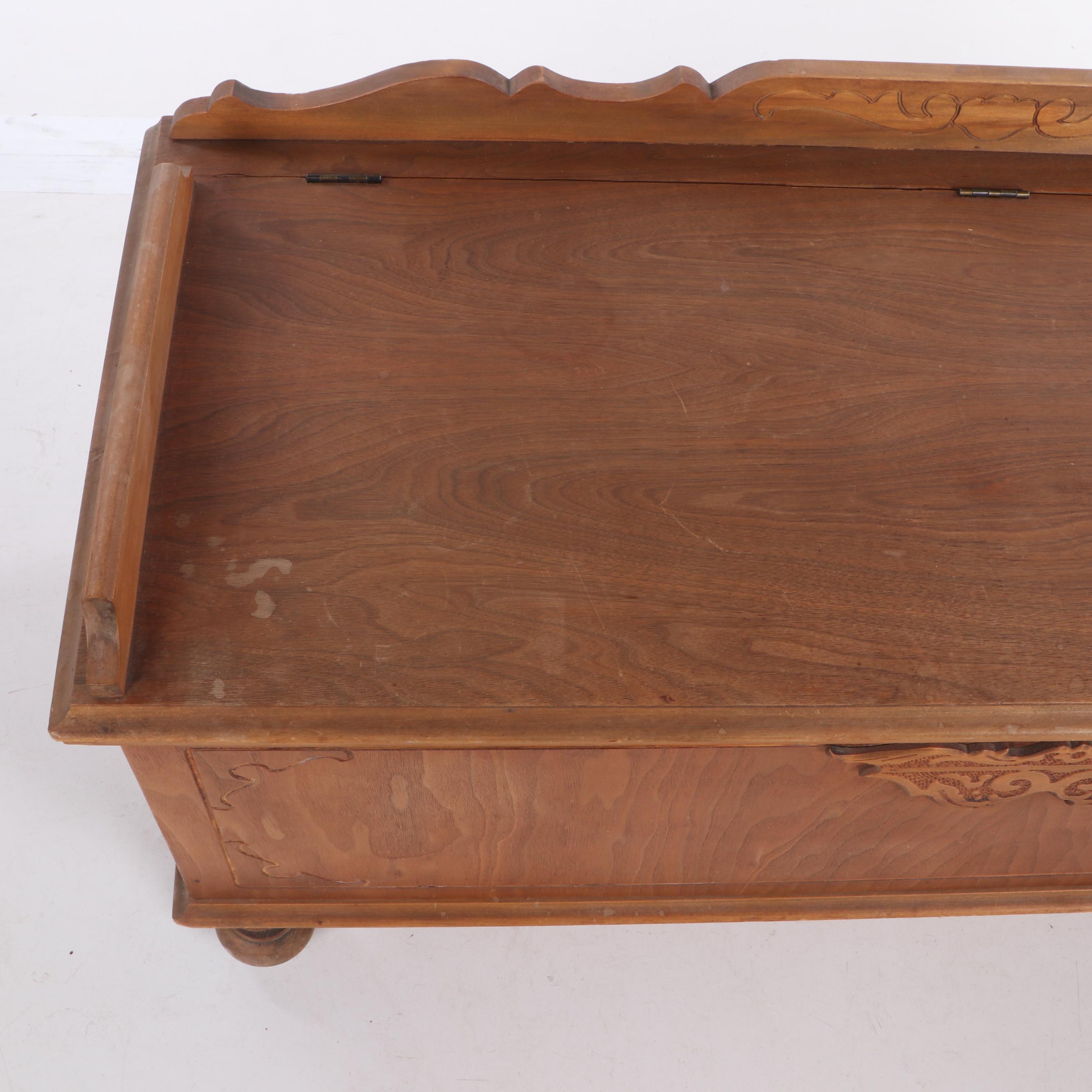 Tennessee Furniture "Cavalier" Cedar Chest, Early 20th Century