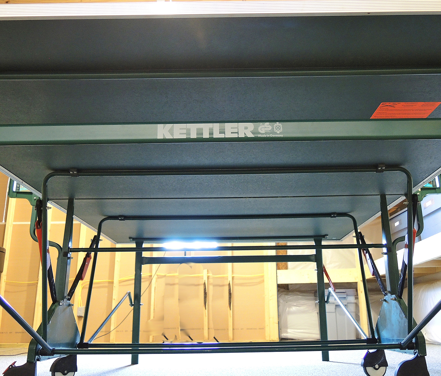 German Kettler Sport Folding Ping Pong Table and Accessories