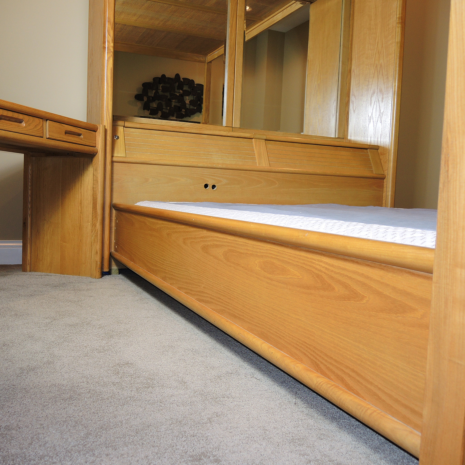 Thomasville Lighted Queen Size Canopy Bed with Storage and Console Table