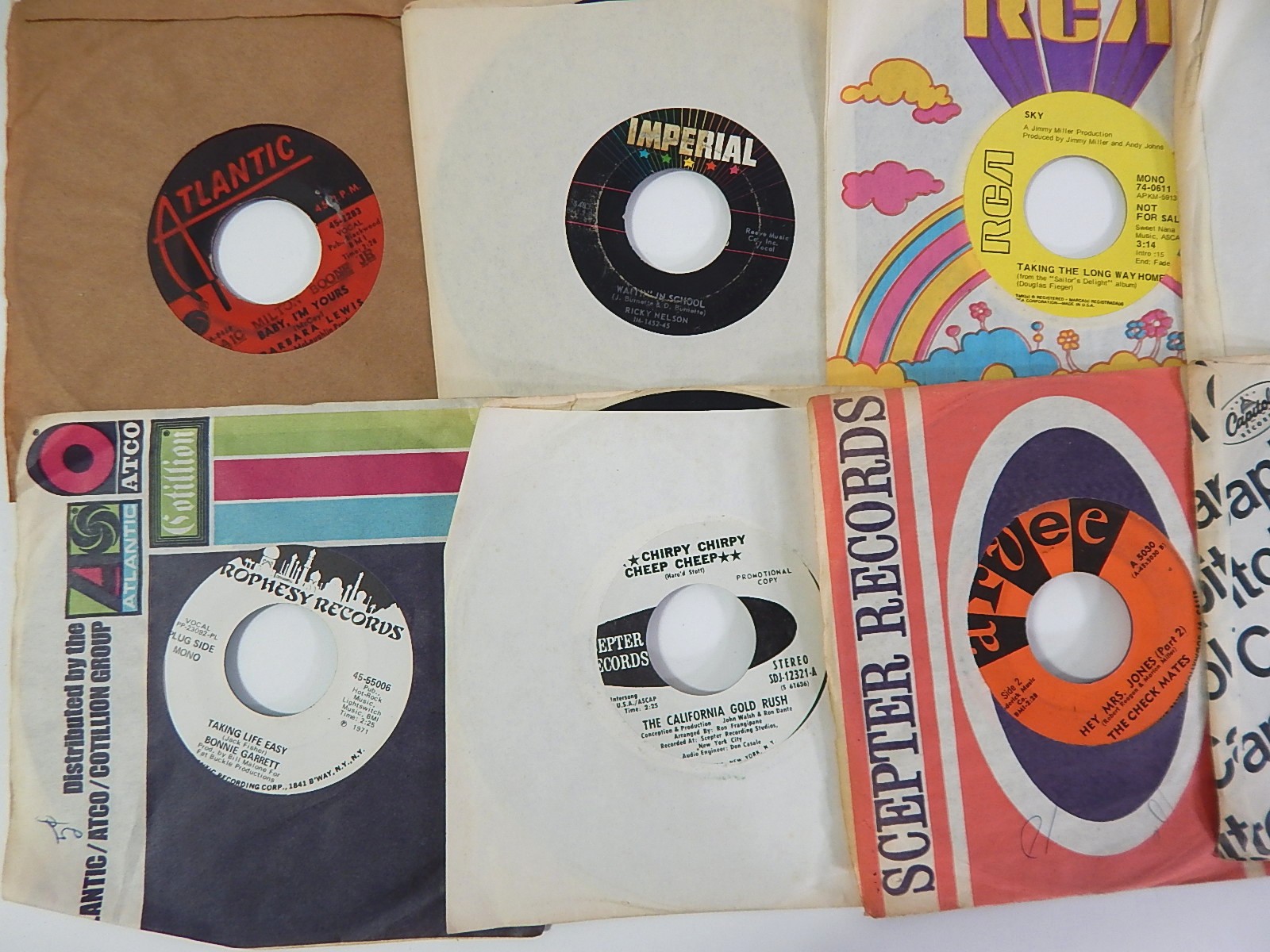 1960s/1970s 45 RPM Records with King Record Label Little Willie John, More