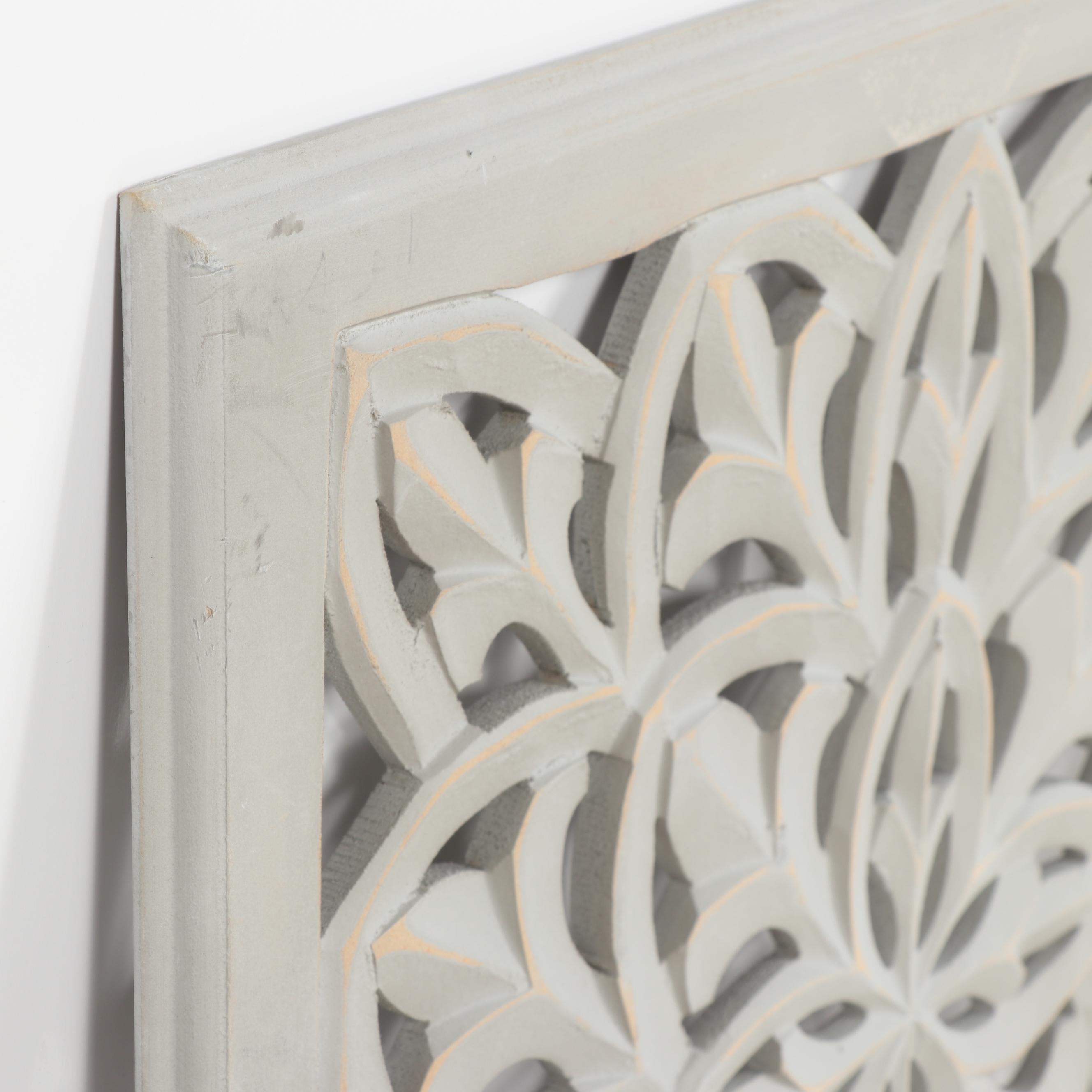 Carved Wood Plaques with Wreath Decor