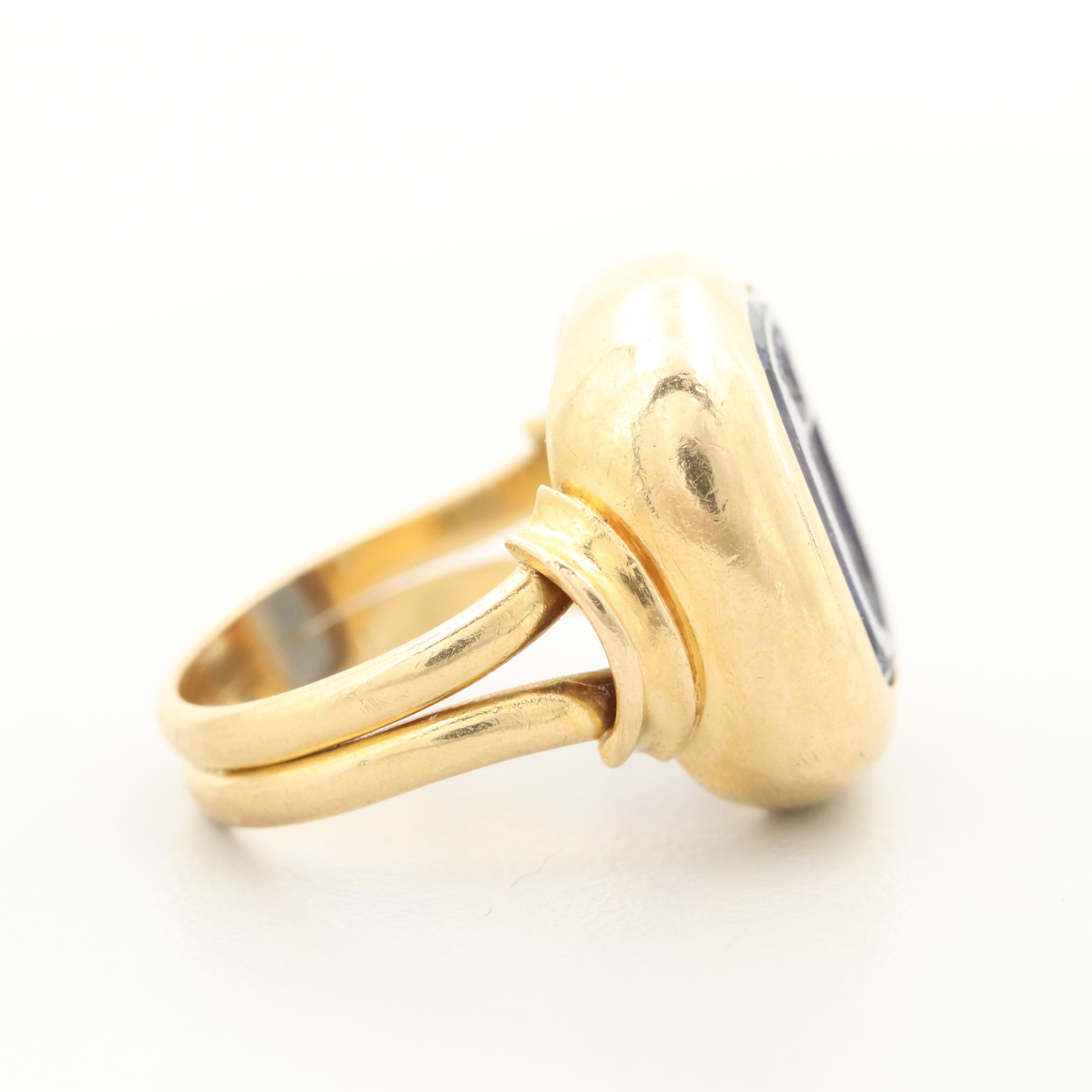 18K Yellow Gold Synthetic Sapphire Intaglio Ring