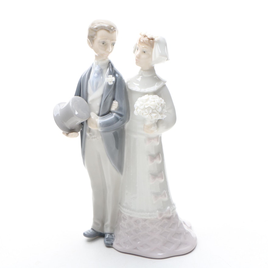 Lladró "Wedding" Porcelain Figurine, Circa 1980