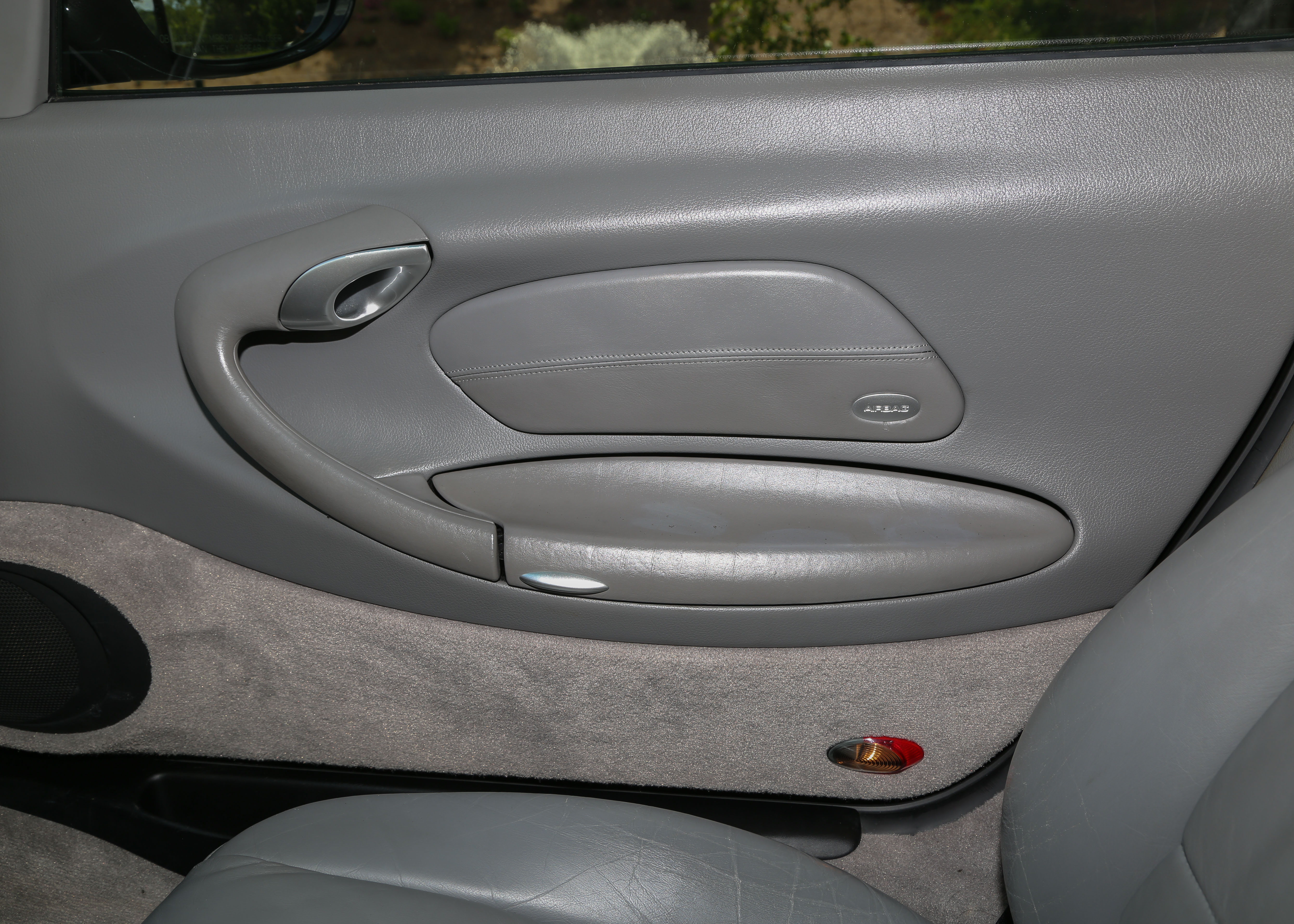 2000 Porsche 911 Carrera