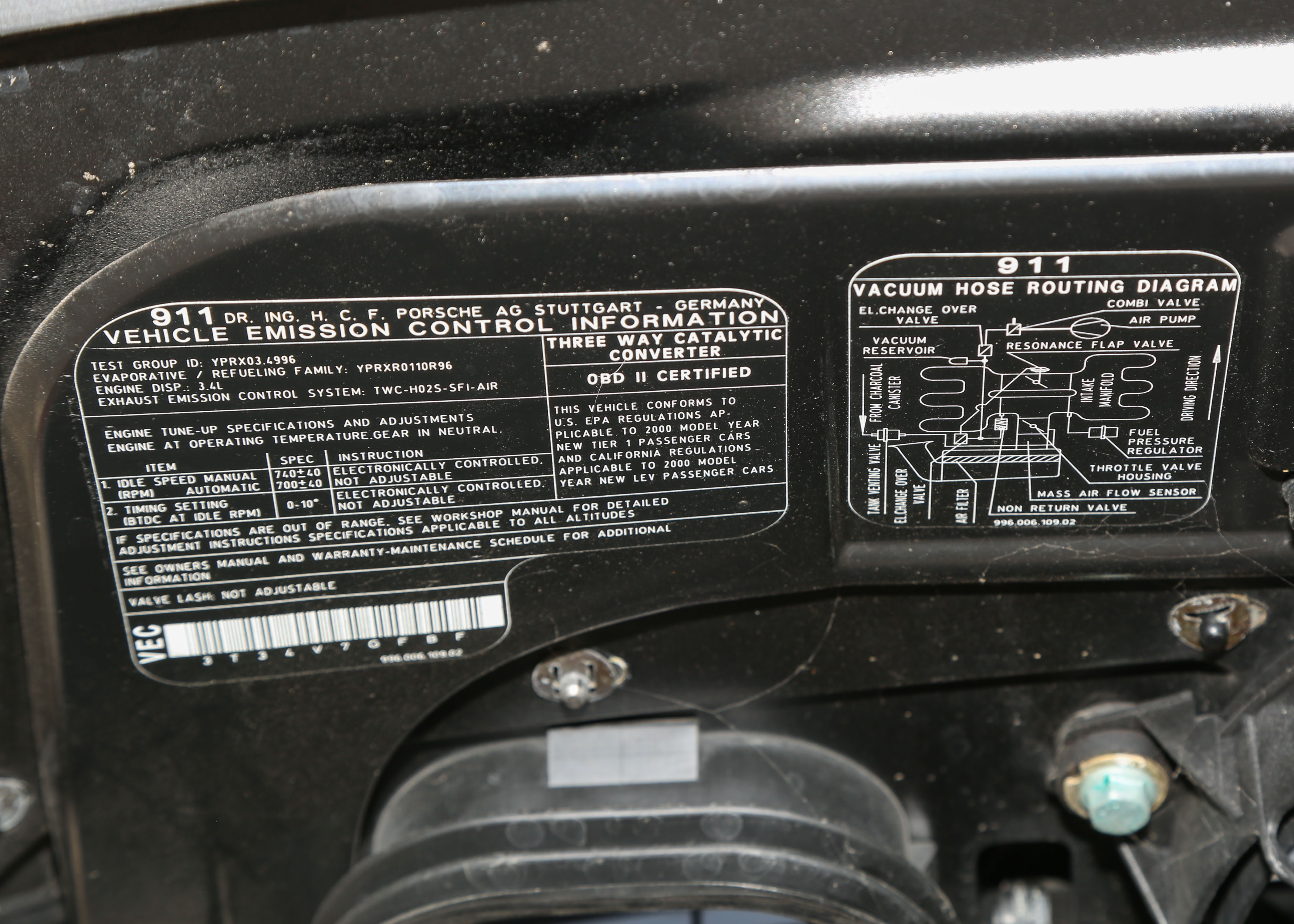 2000 Porsche 911 Carrera