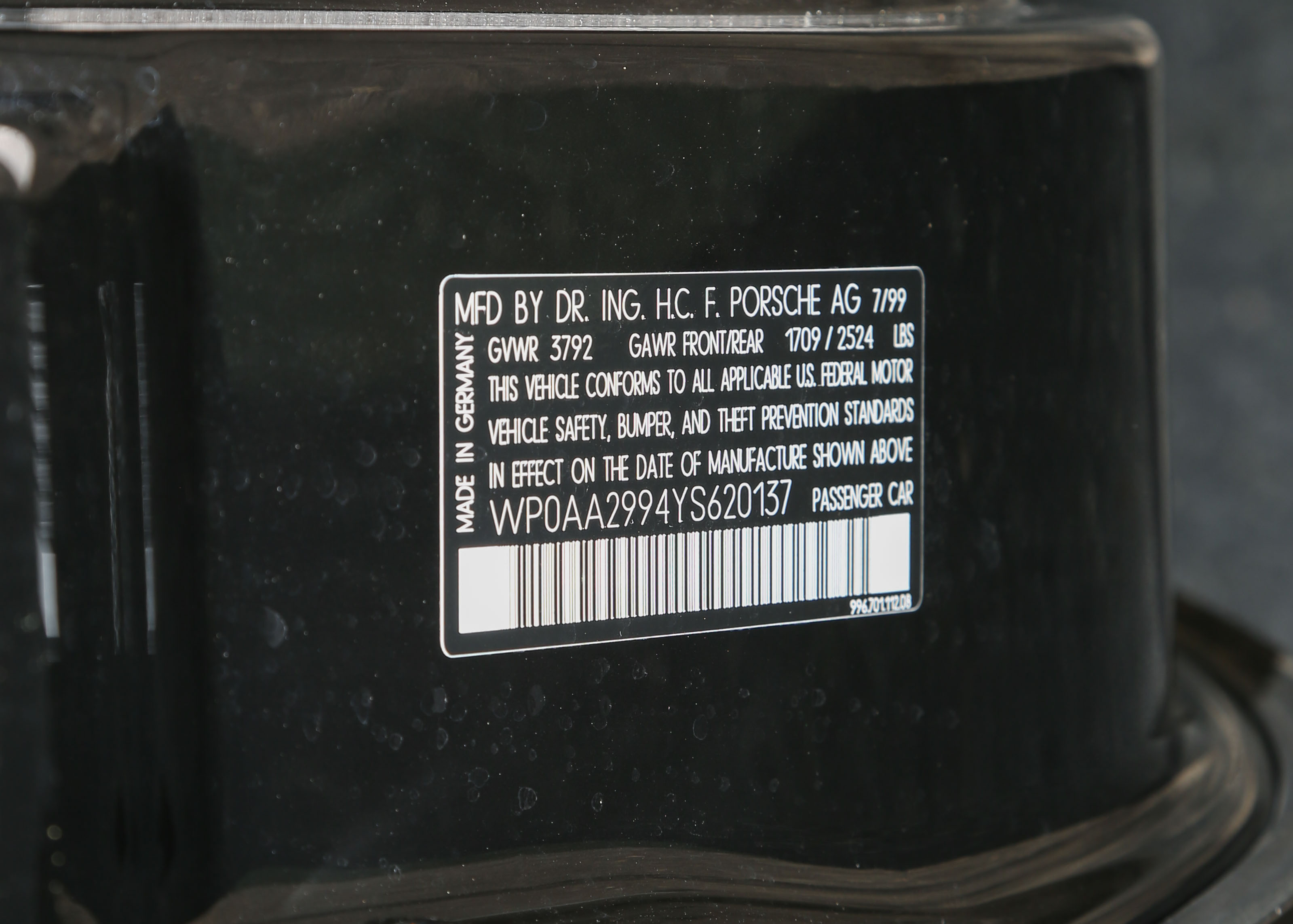 2000 Porsche 911 Carrera