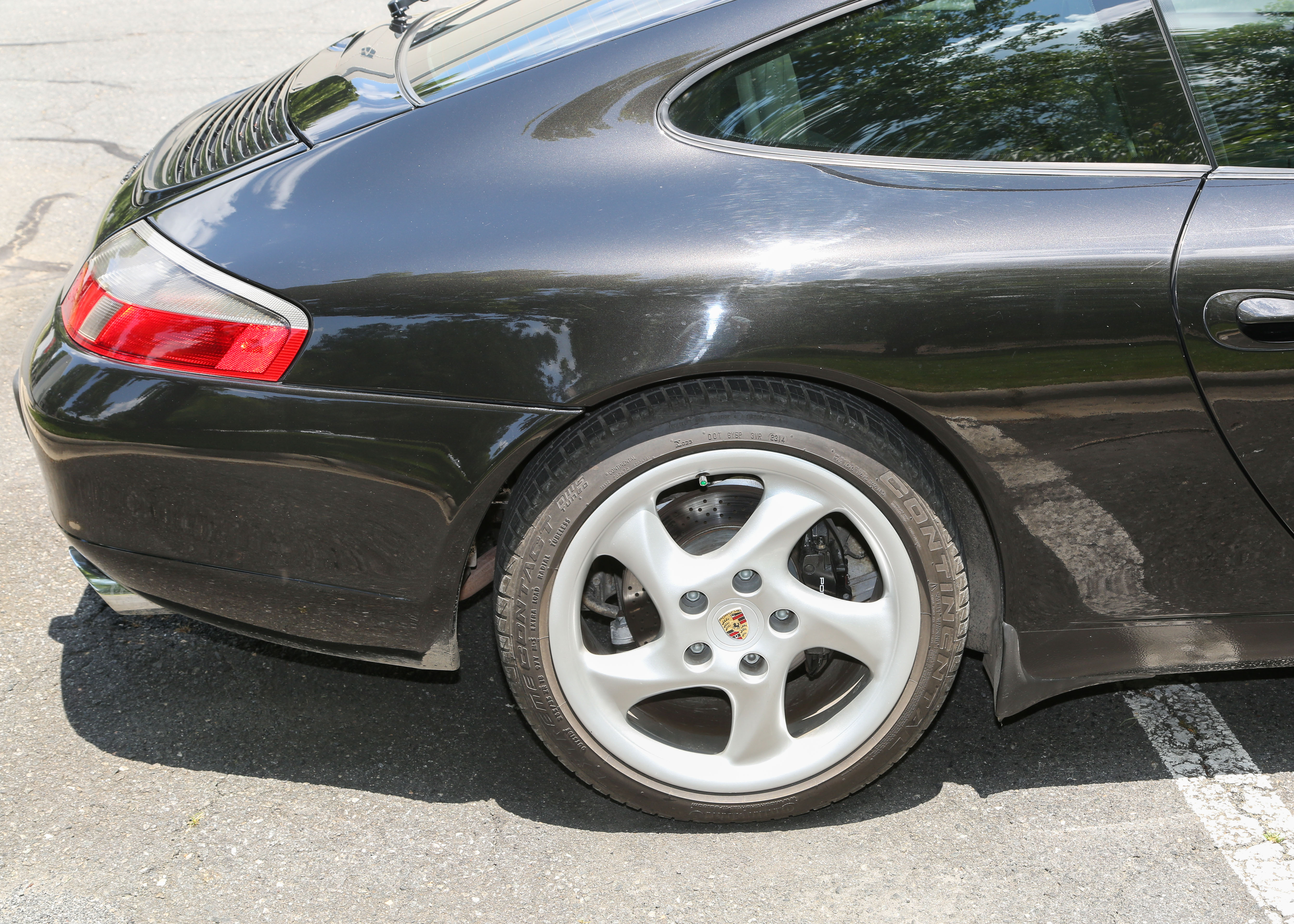 2000 Porsche 911 Carrera