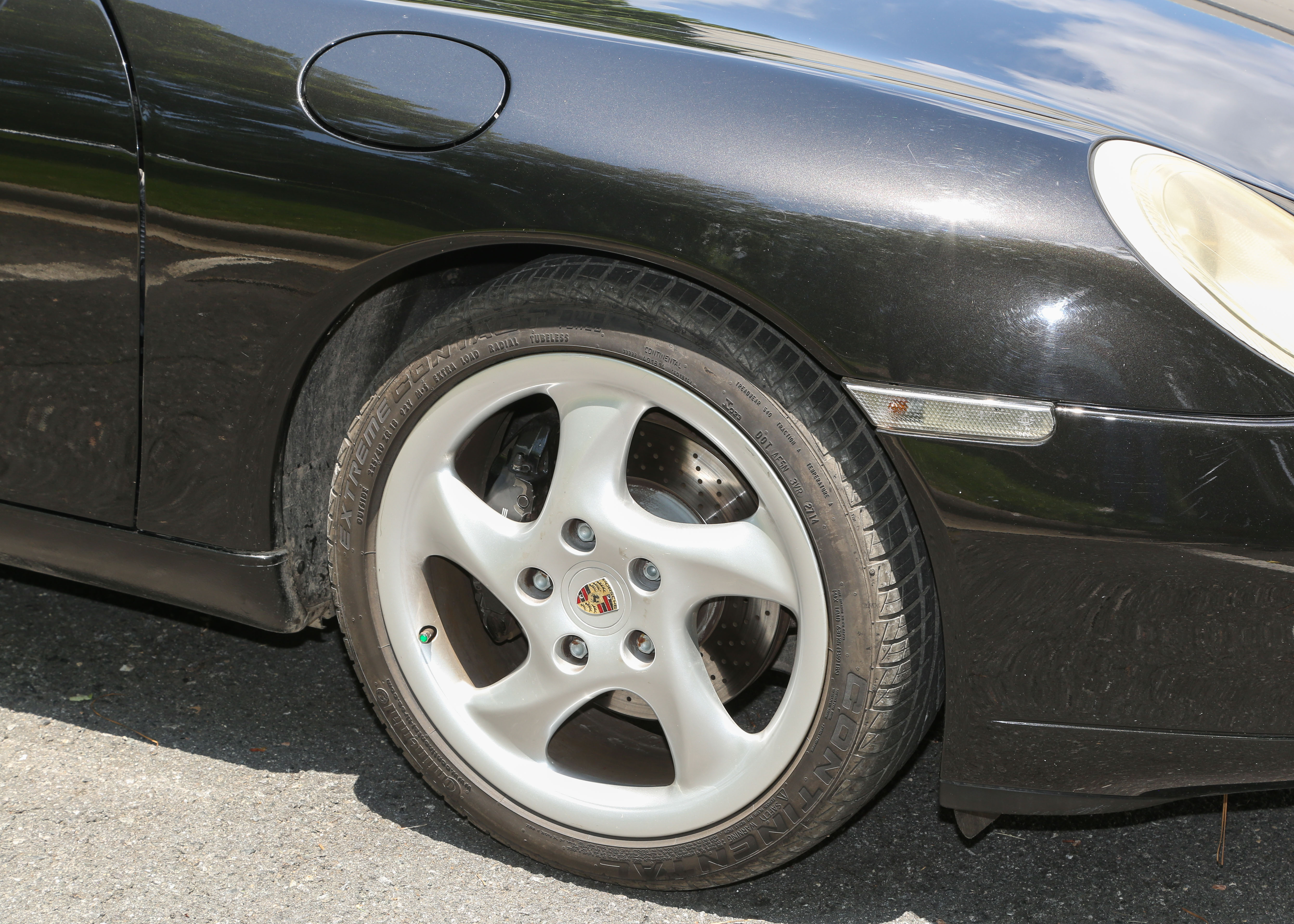 2000 Porsche 911 Carrera