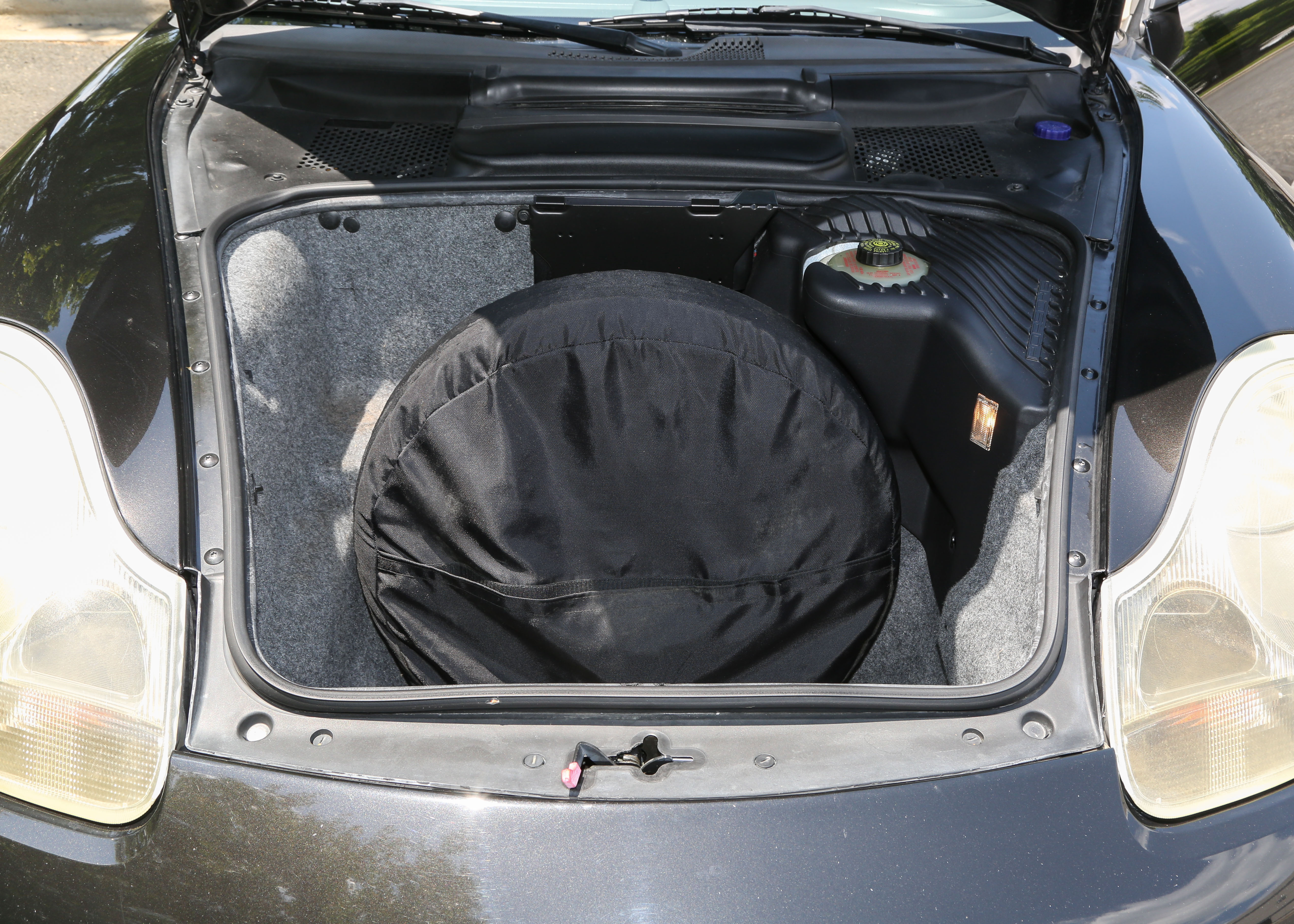 2000 Porsche 911 Carrera