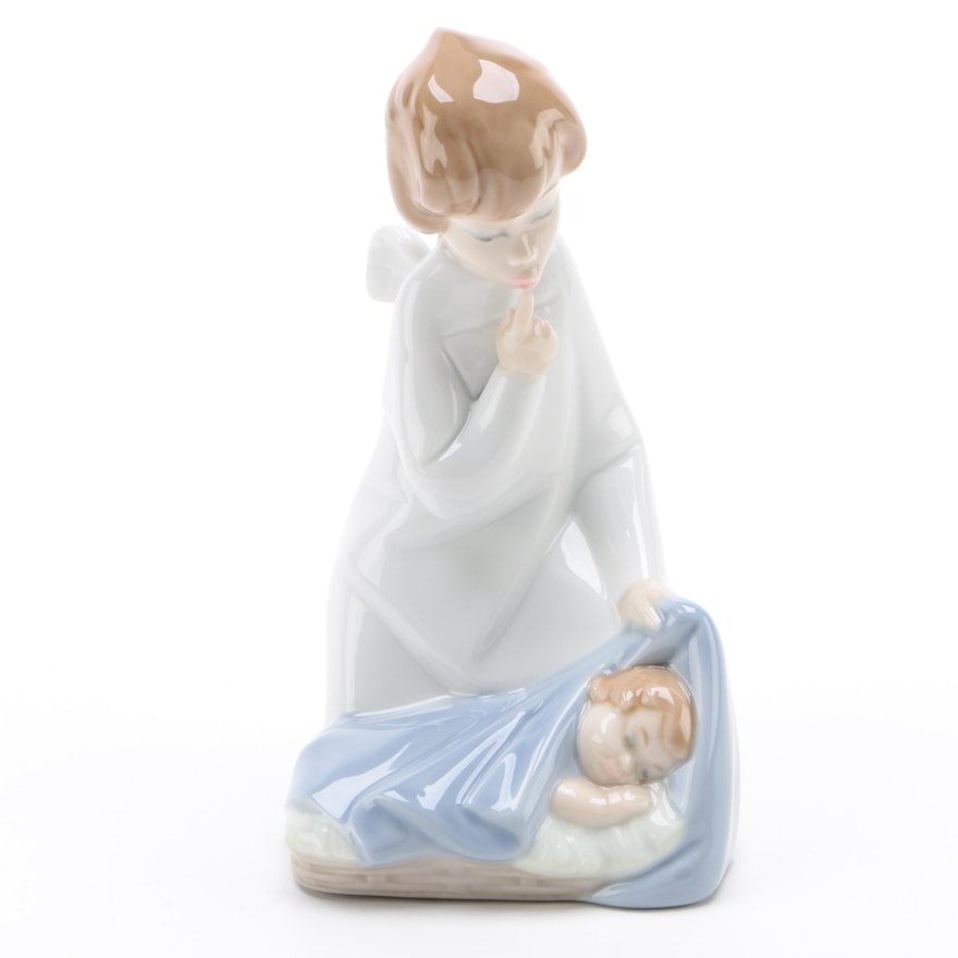 Lladró "Angel with Baby" Porcelain Figurine, Late 20th Century