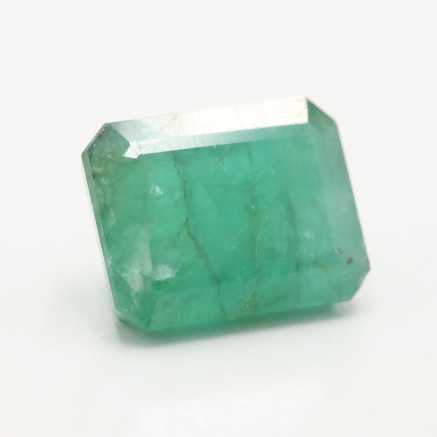 Loose 4.67 CT Emerald Gemstone