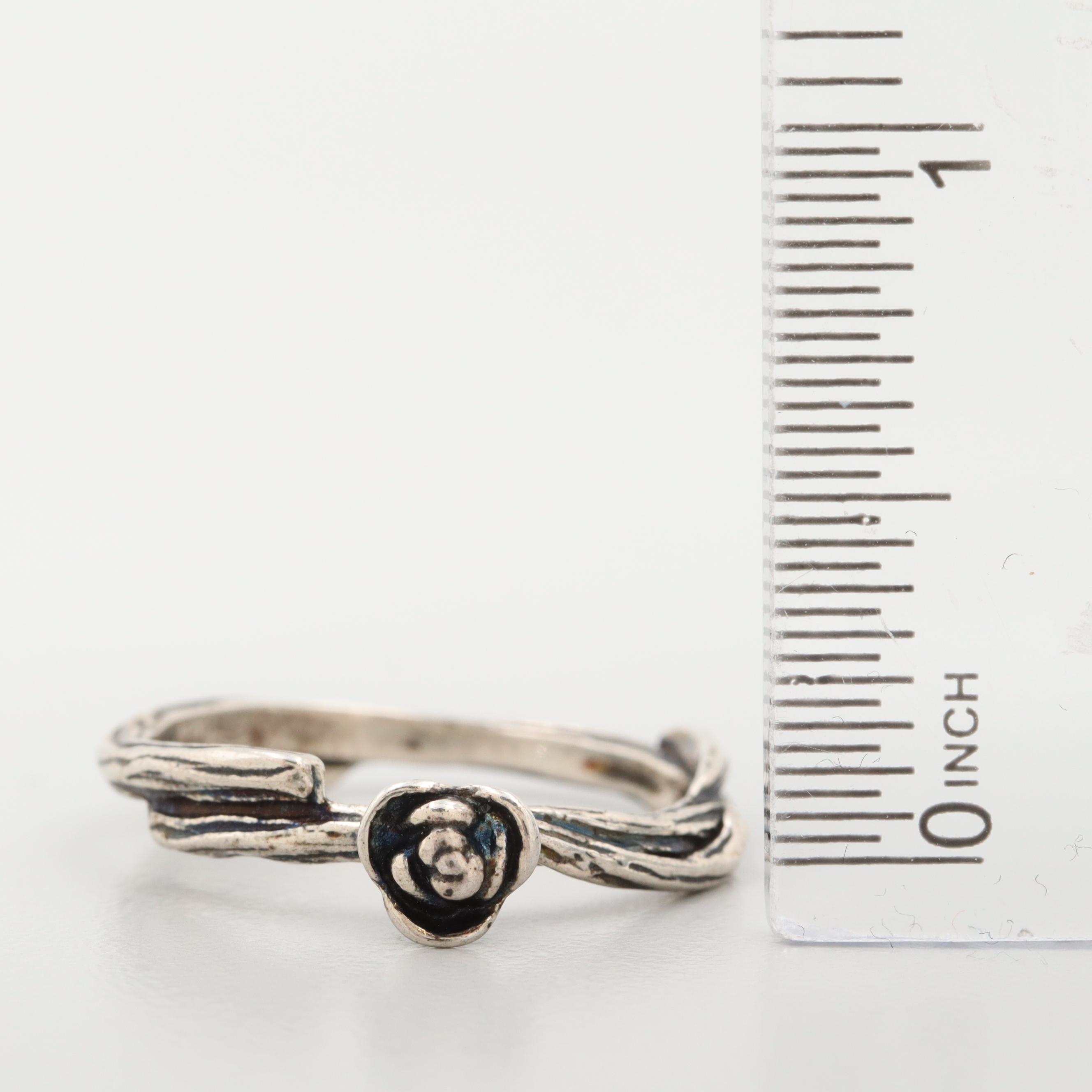 Or Paz Sterling Silver Plant Motif Ring