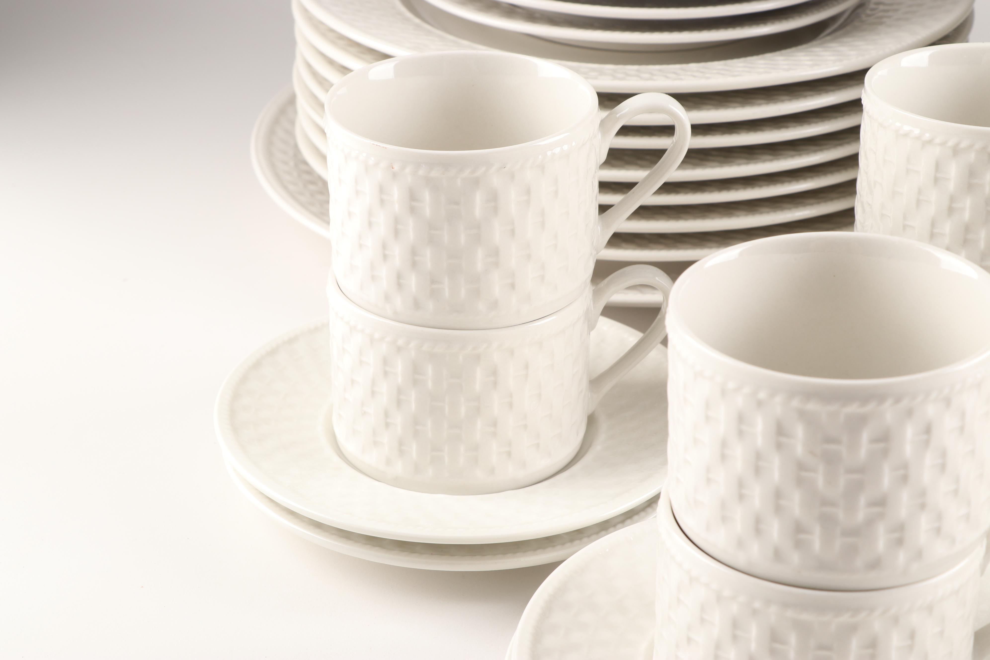 Oneida "Basketweave" Dinnerware Service