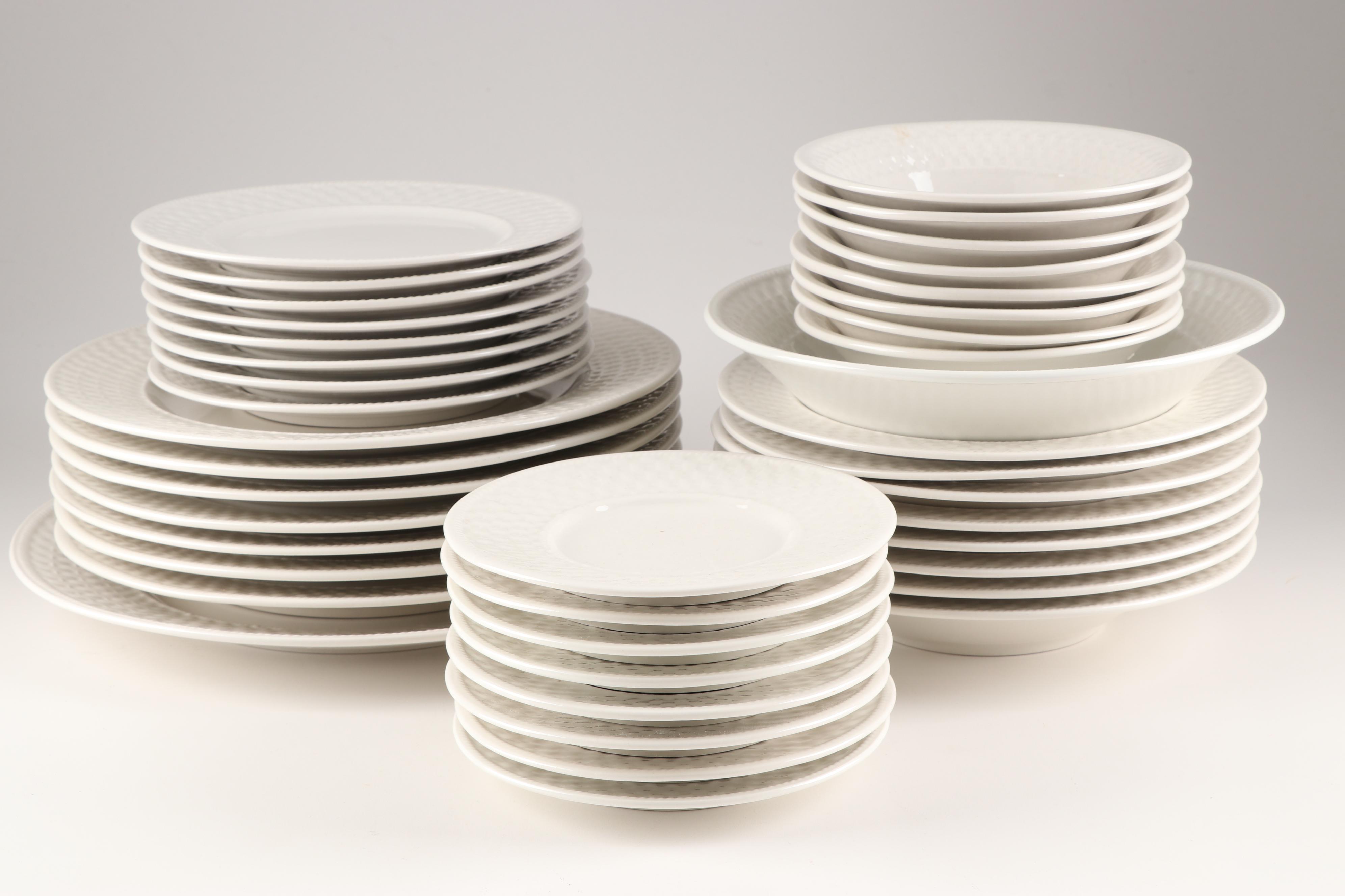 Oneida "Basketweave" Dinnerware Service