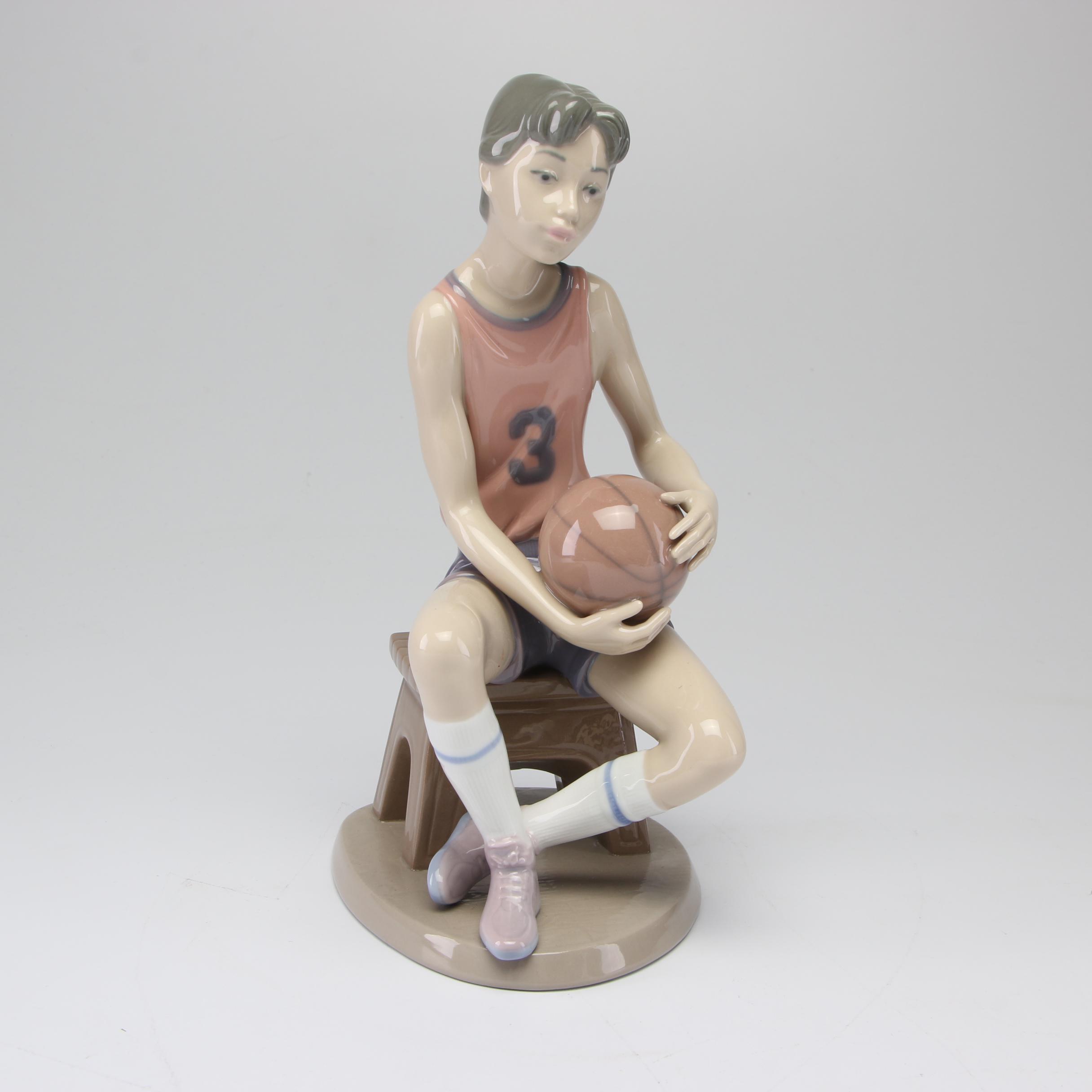 Lladró "Basketball Player" Porcelain Figurine, 1993 EBTH