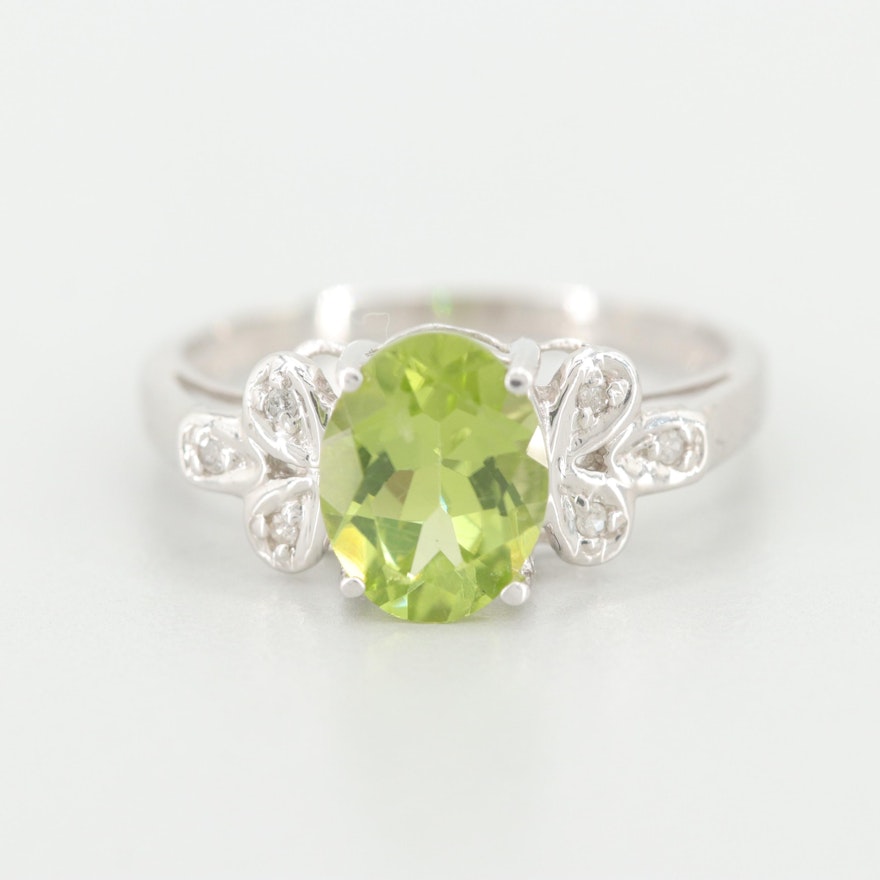 10K White Gold Peridot and Diamond Ring