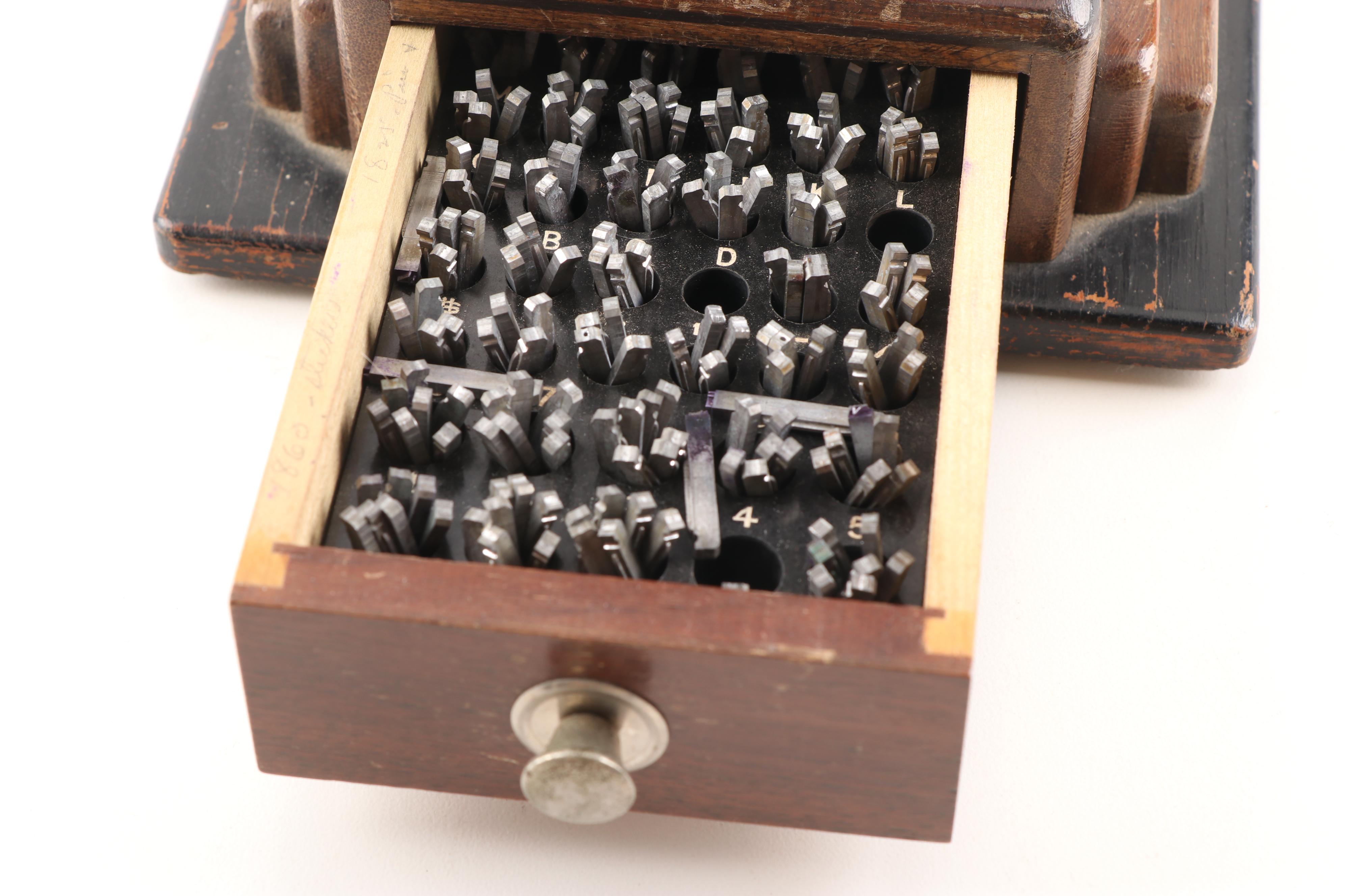 Monarch Pathfinder Price Label Maker, 1940s