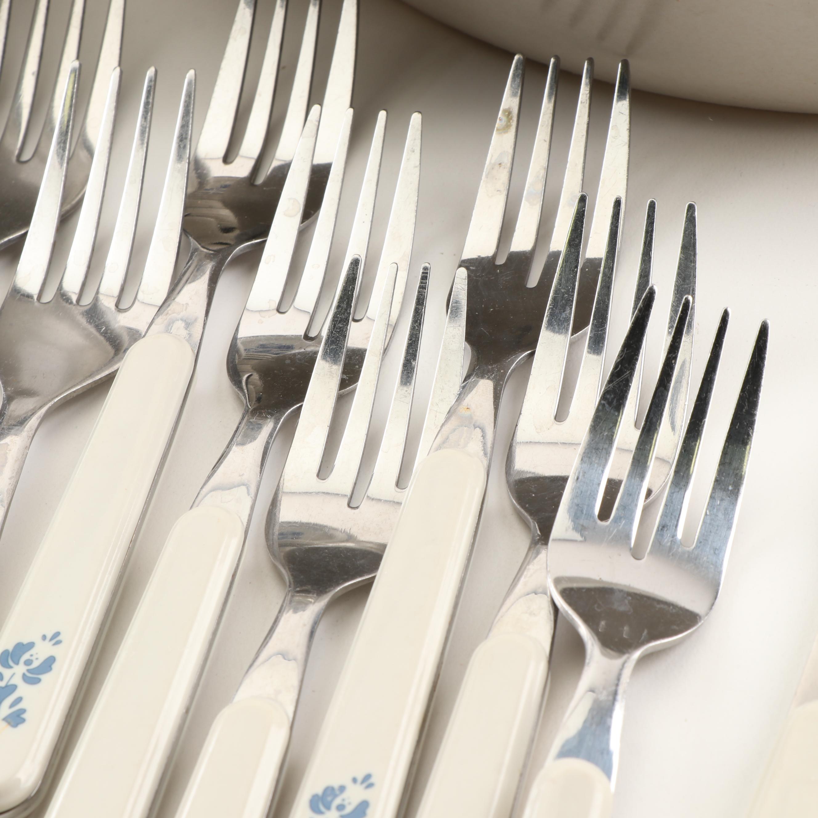 Pfaltzgraff  "Yorktowne" Stoneware Dinnerware, Vintage