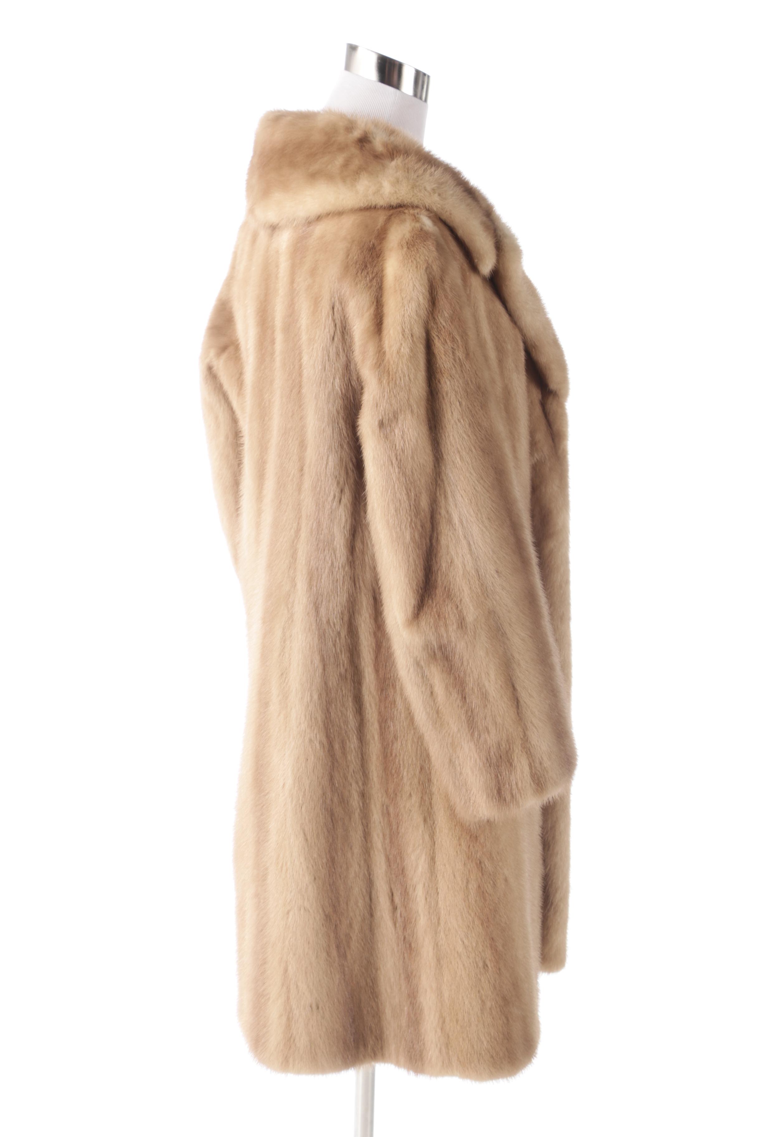 Autumn Haze EMBA Natural Mink From Siberian Fur Store Hong Kong, 1960s