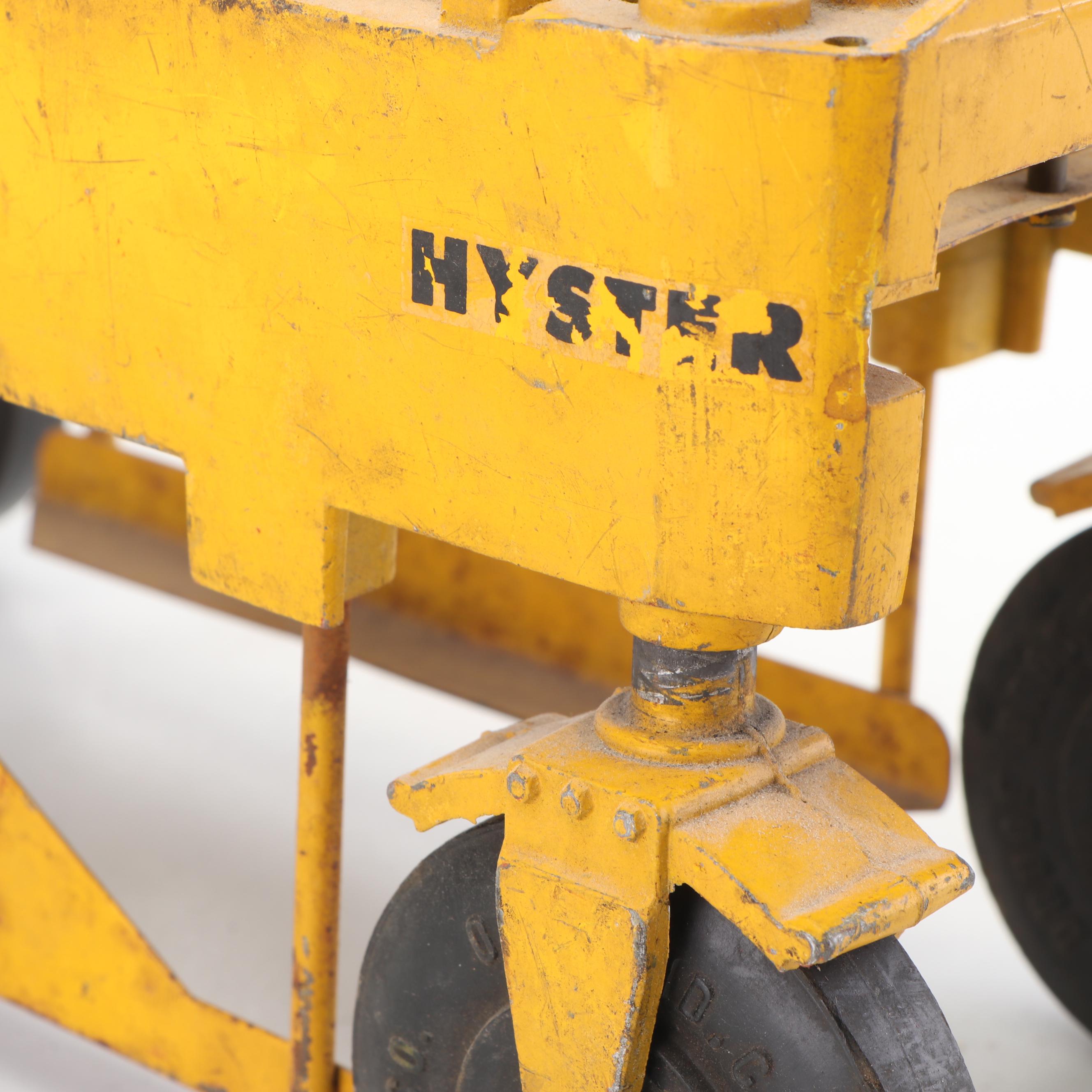 Hyster "Druge" Straddle Carrier Lumber Loader Lift Truck, 1950s