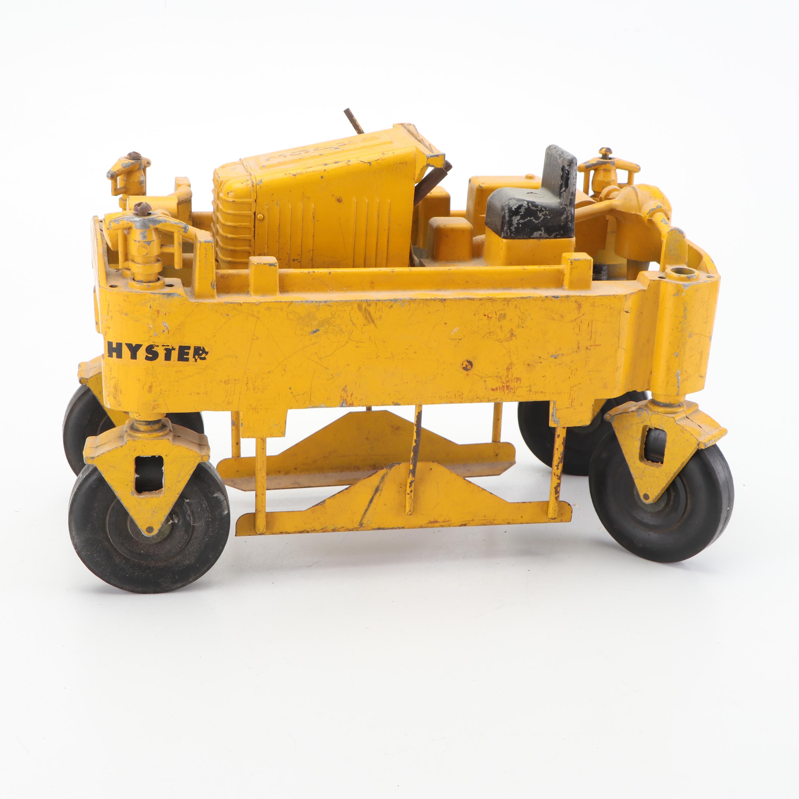 Hyster "Druge" Straddle Carrier Lumber Loader Lift Truck, 1950s