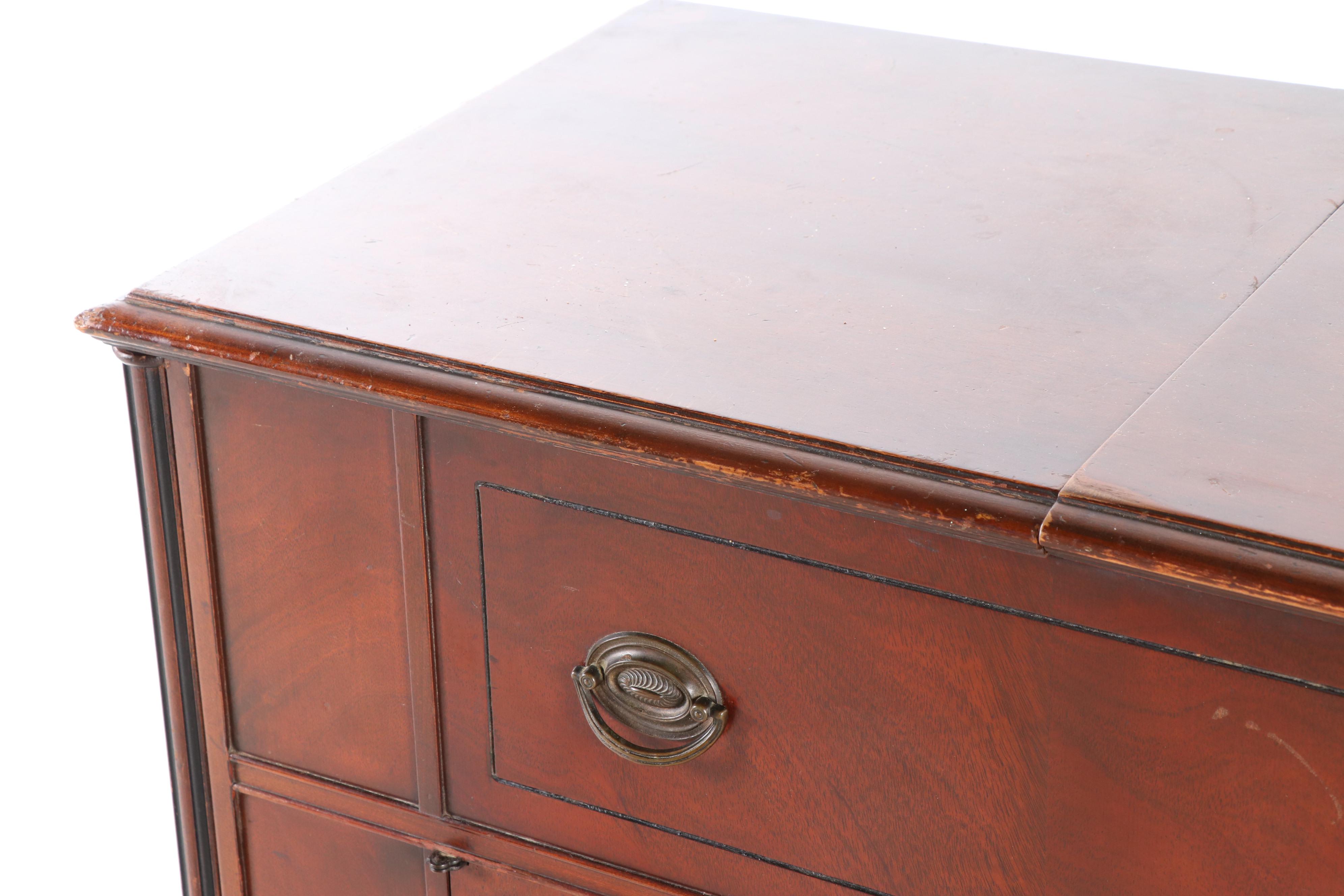 Stromberg Carlson Shortware Phonograph Radio Console, Early to Mid 20th Century