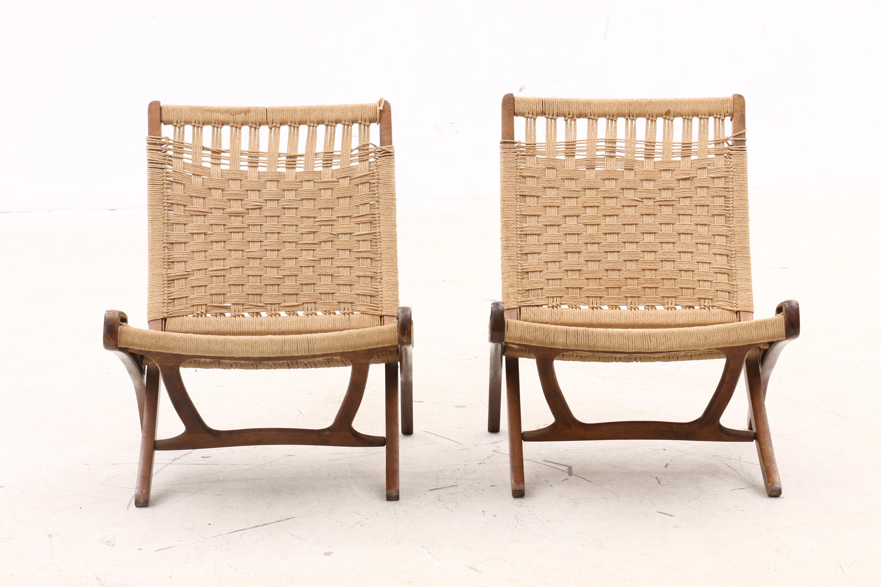 Mid Century Modern Hans Wegner Style Walnut Folding Rope Chairs