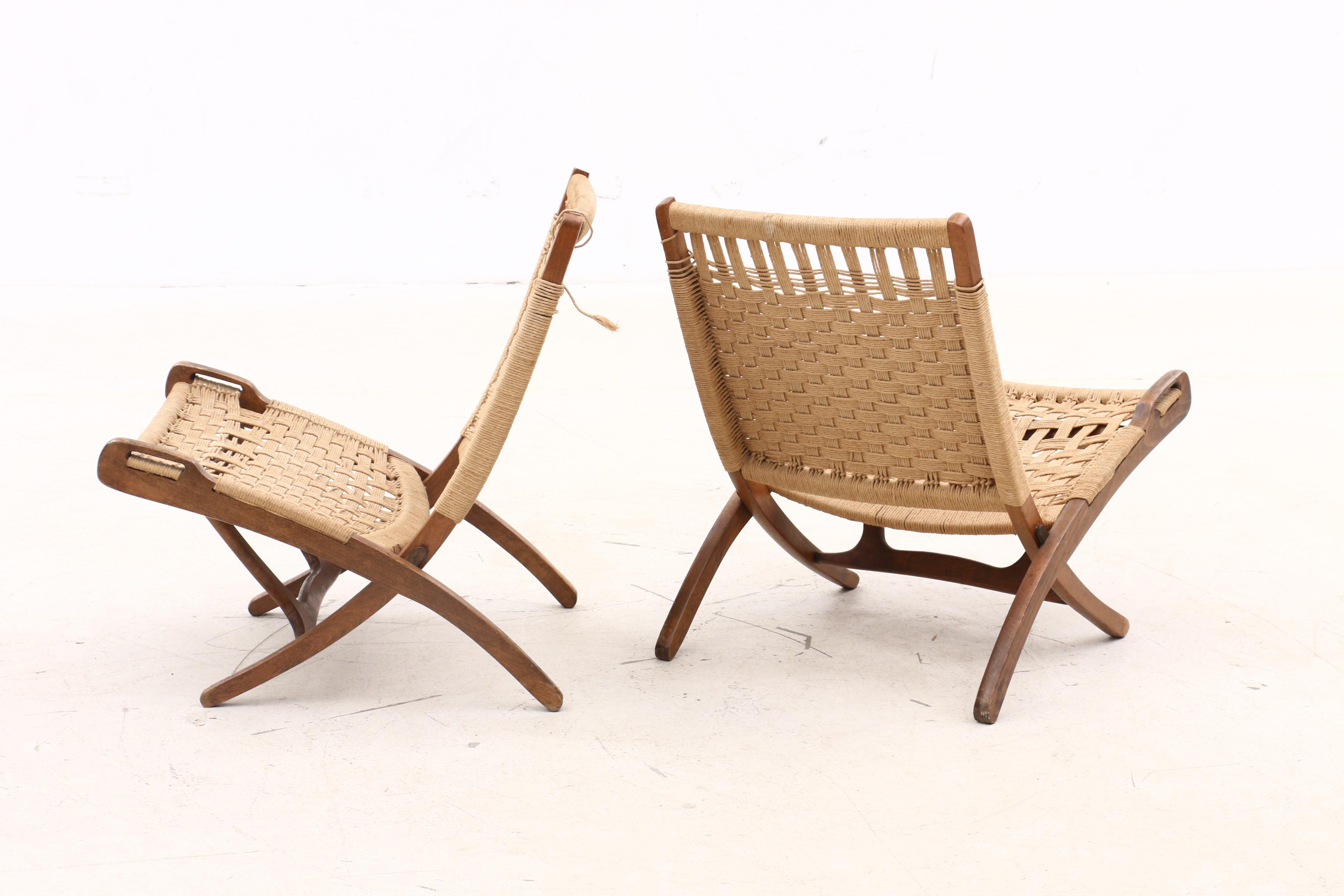 Mid Century Modern Hans Wegner Style Walnut Folding Rope Chairs