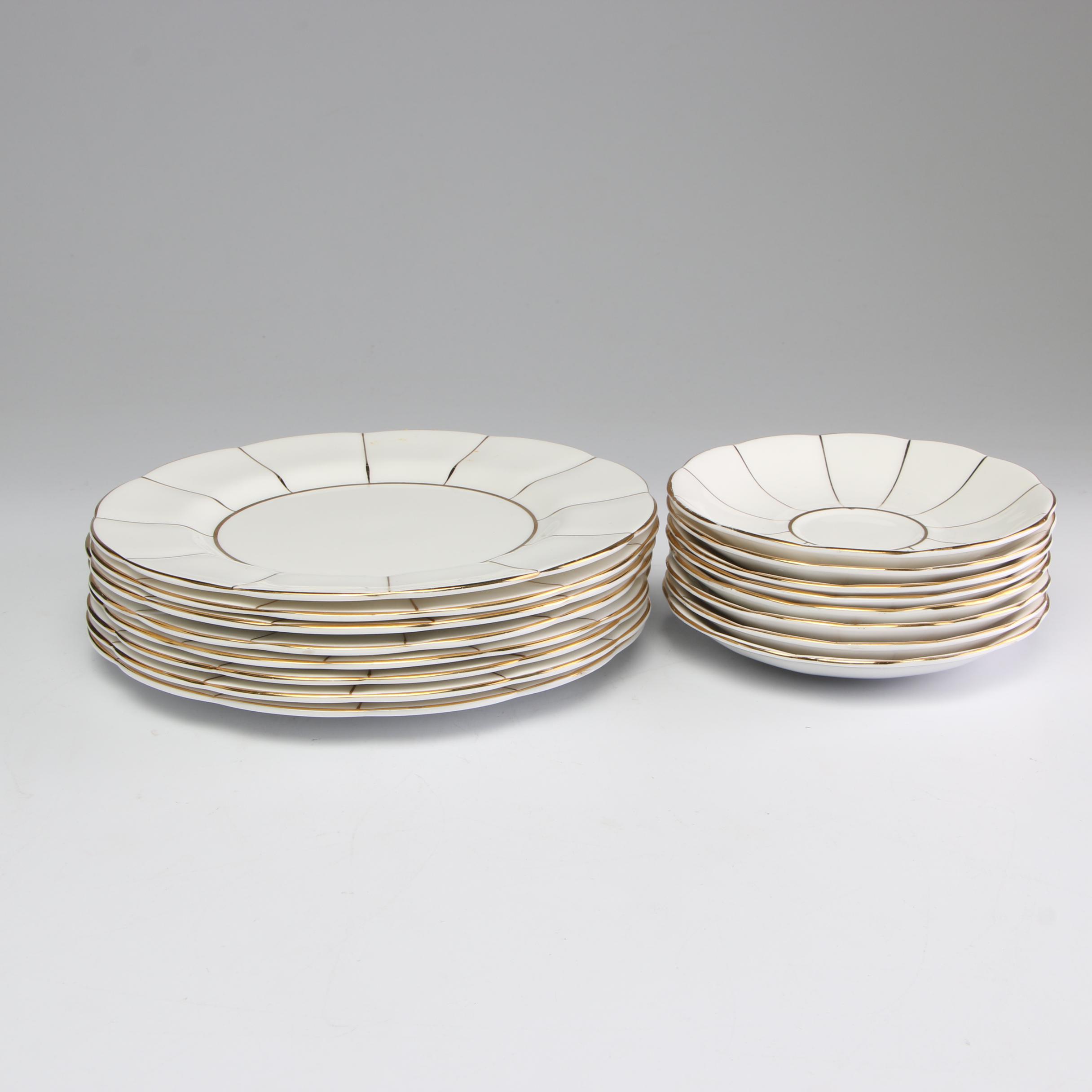Royal Albert "Kent" Porcelain Dinnerware, Late 20th Century