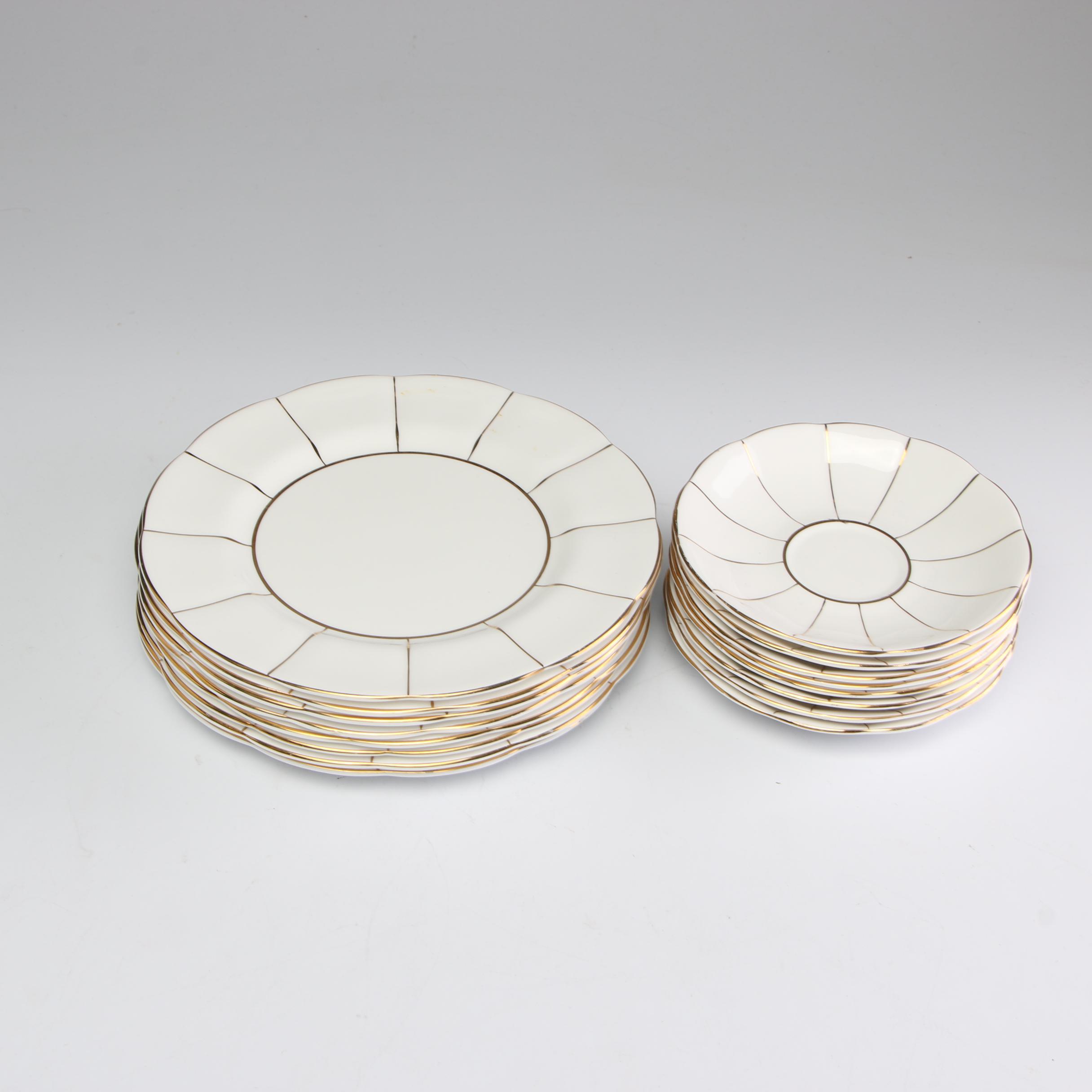 Royal Albert "Kent" Porcelain Dinnerware, Late 20th Century