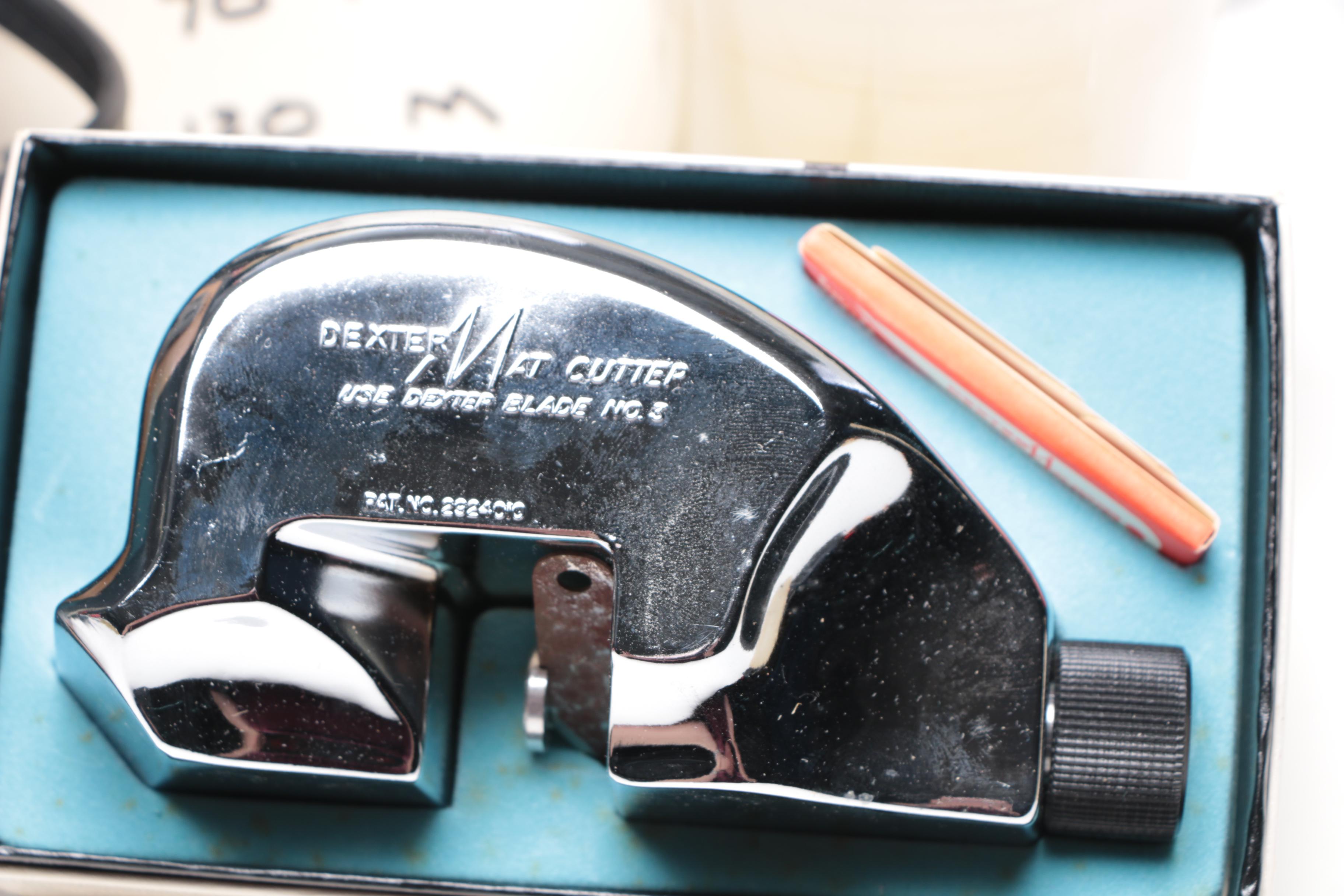 Kodak Darkroom Utility Safelight Lamp with Other Darkroom Accessories