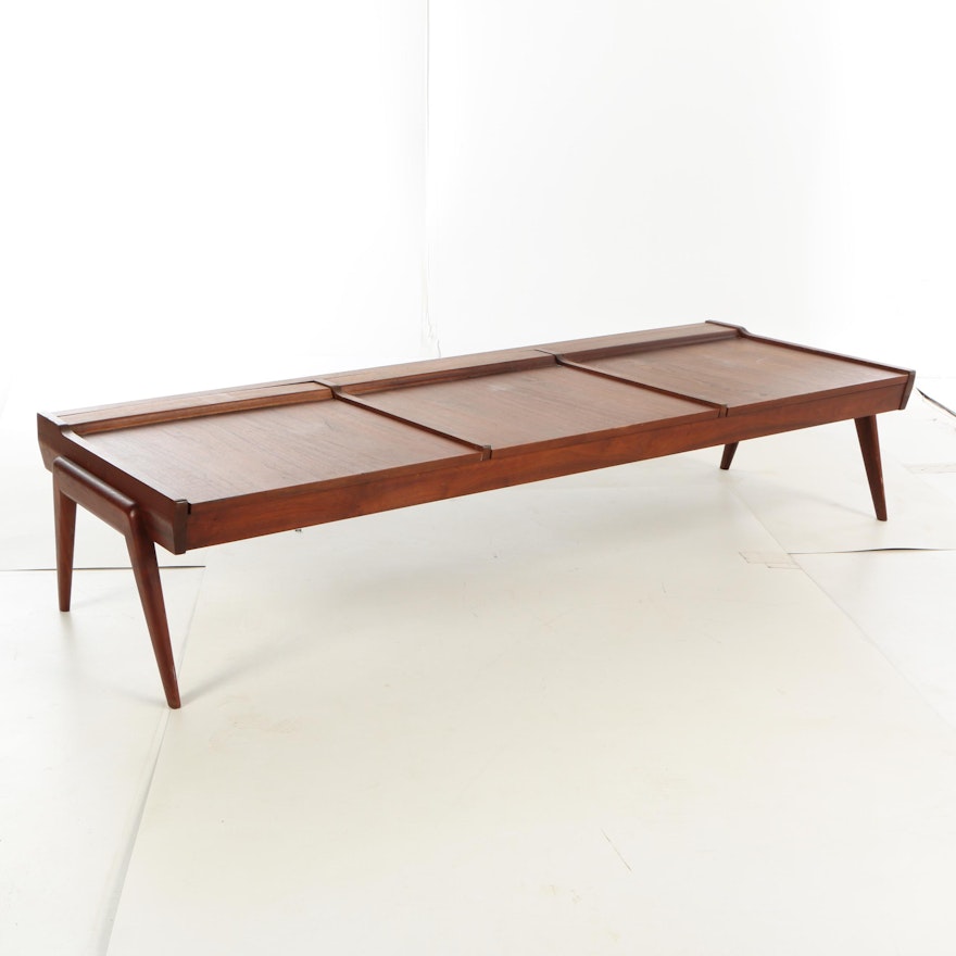 Danish Modern Style Rosewood Metamorphic Daybed to Table, Mid 20th Century